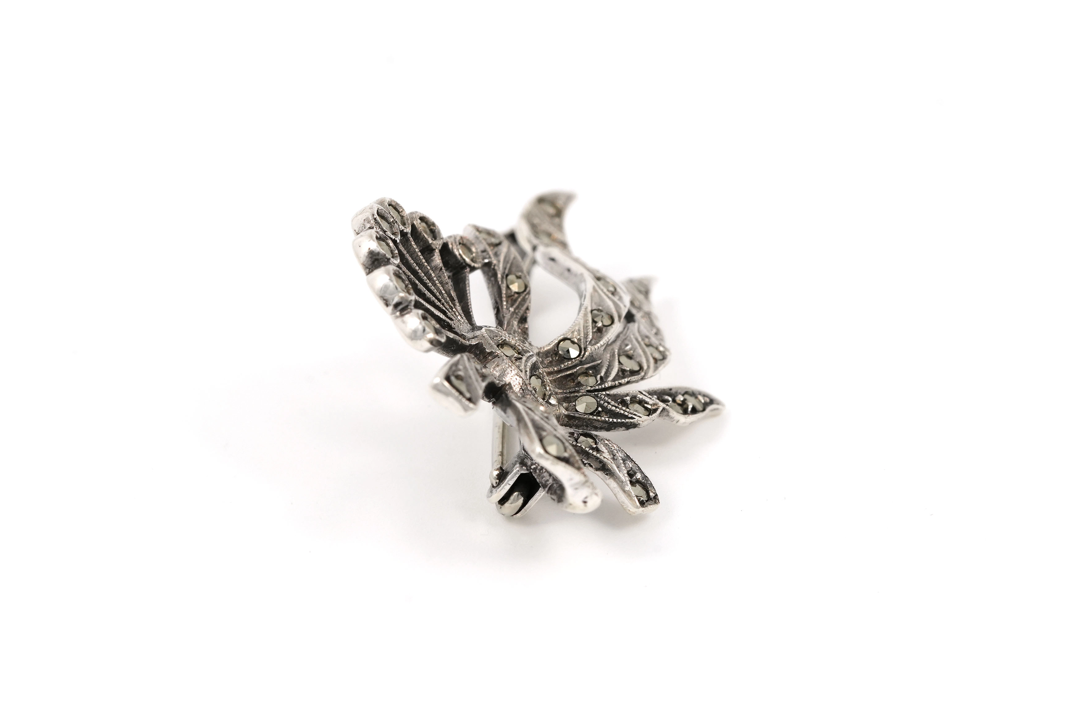 Broche Art Déco en argent sertie de marcassites - - 5