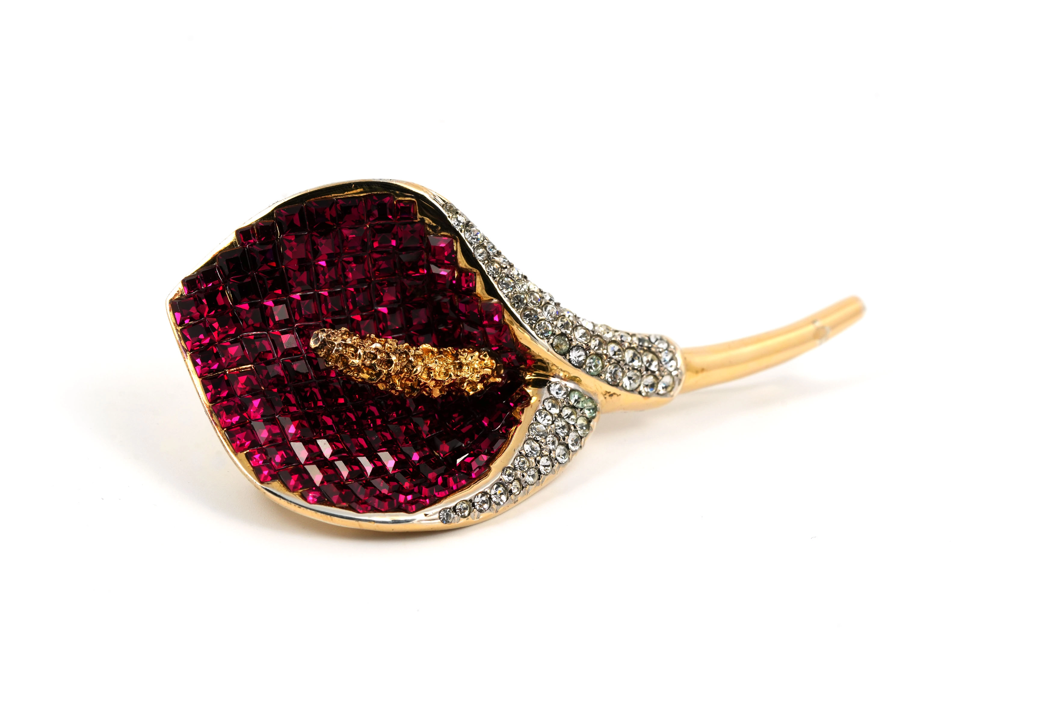 Broche années 70 en argent (vermeil) sertie de strass et de rubis de synthèse - - 1