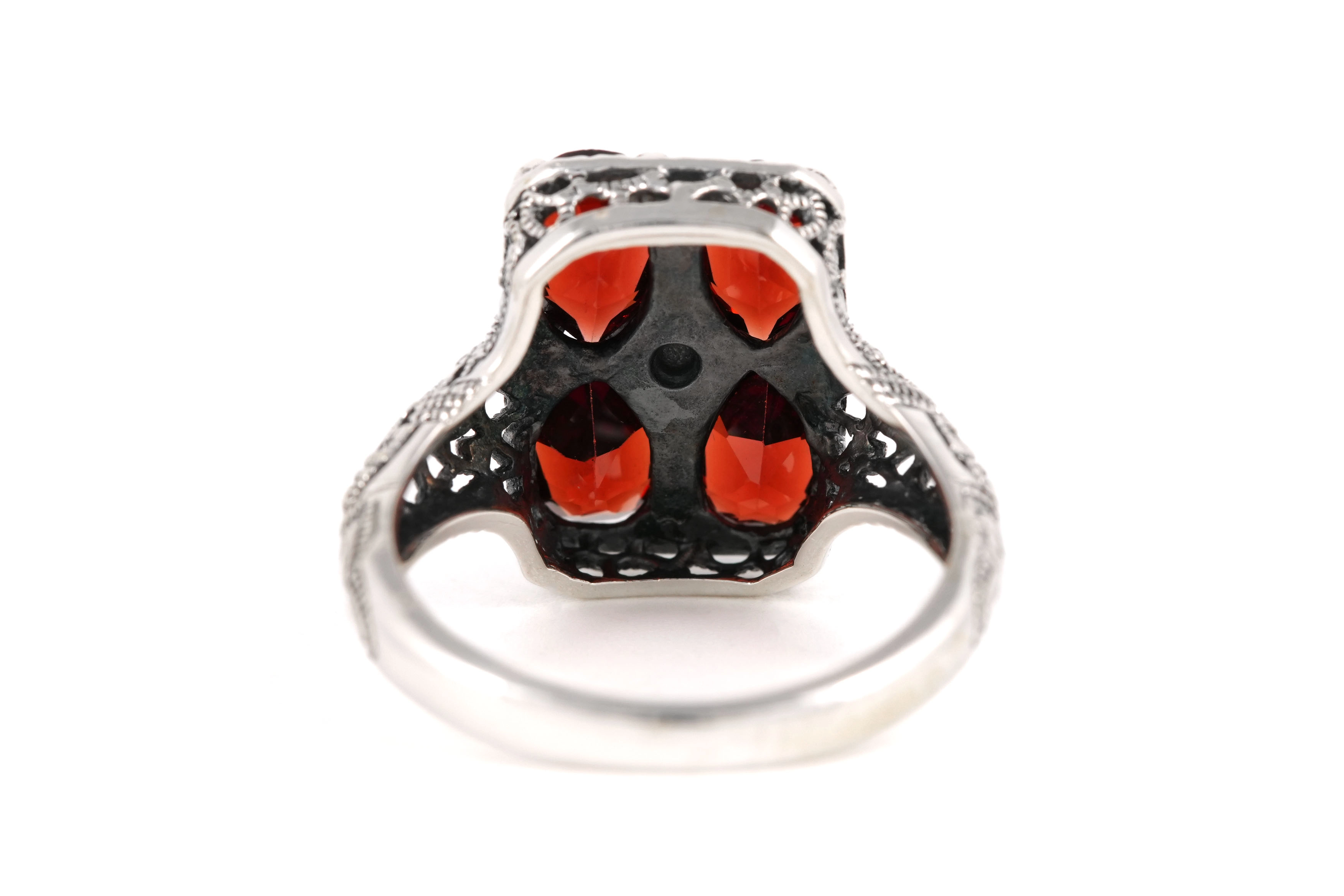 Bague contemporaine en argent 925 sertie de grenats et de marcassites - - 4