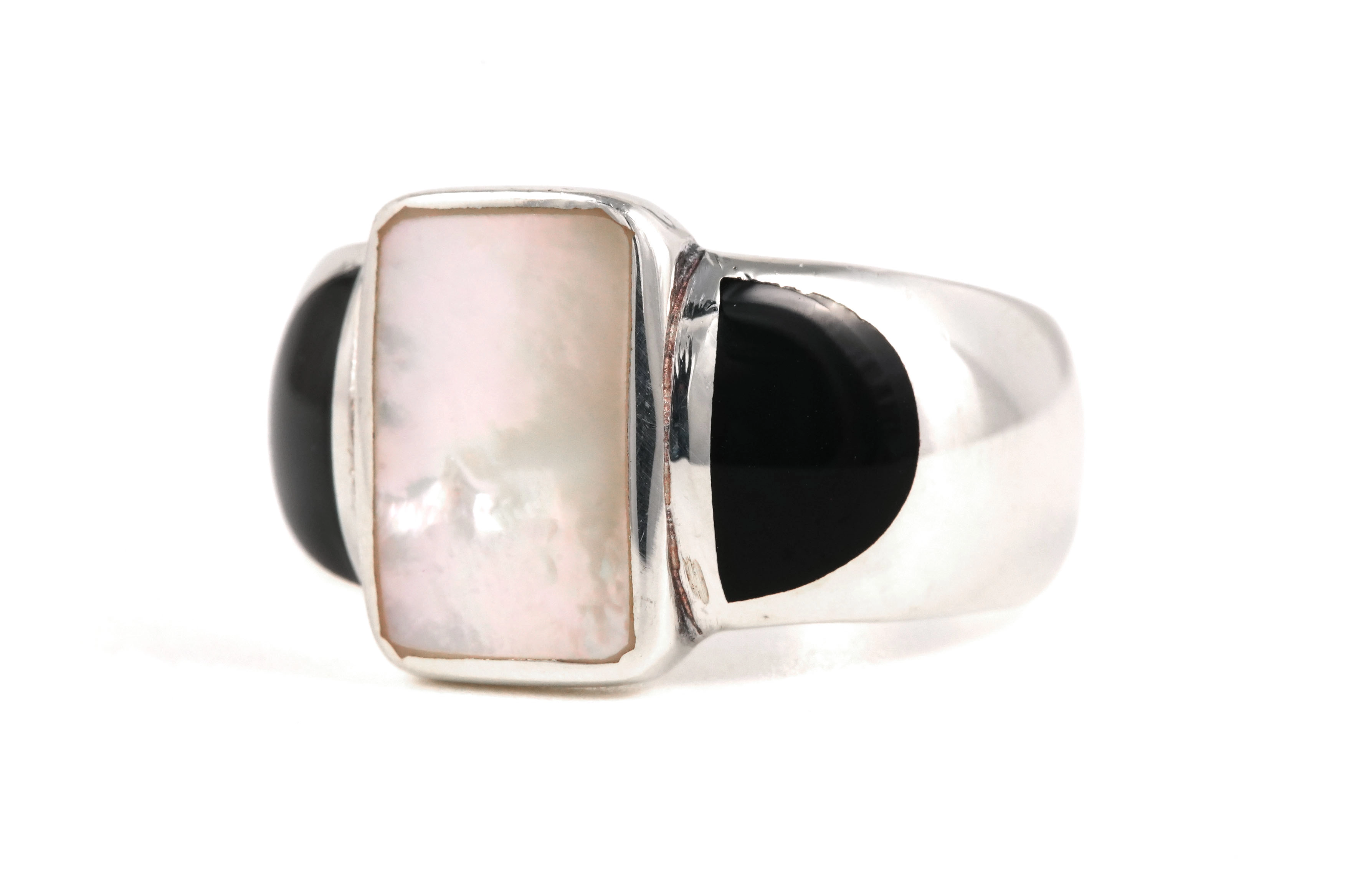 Bague contemporaine en argent 925 sertie de nacre - - 2