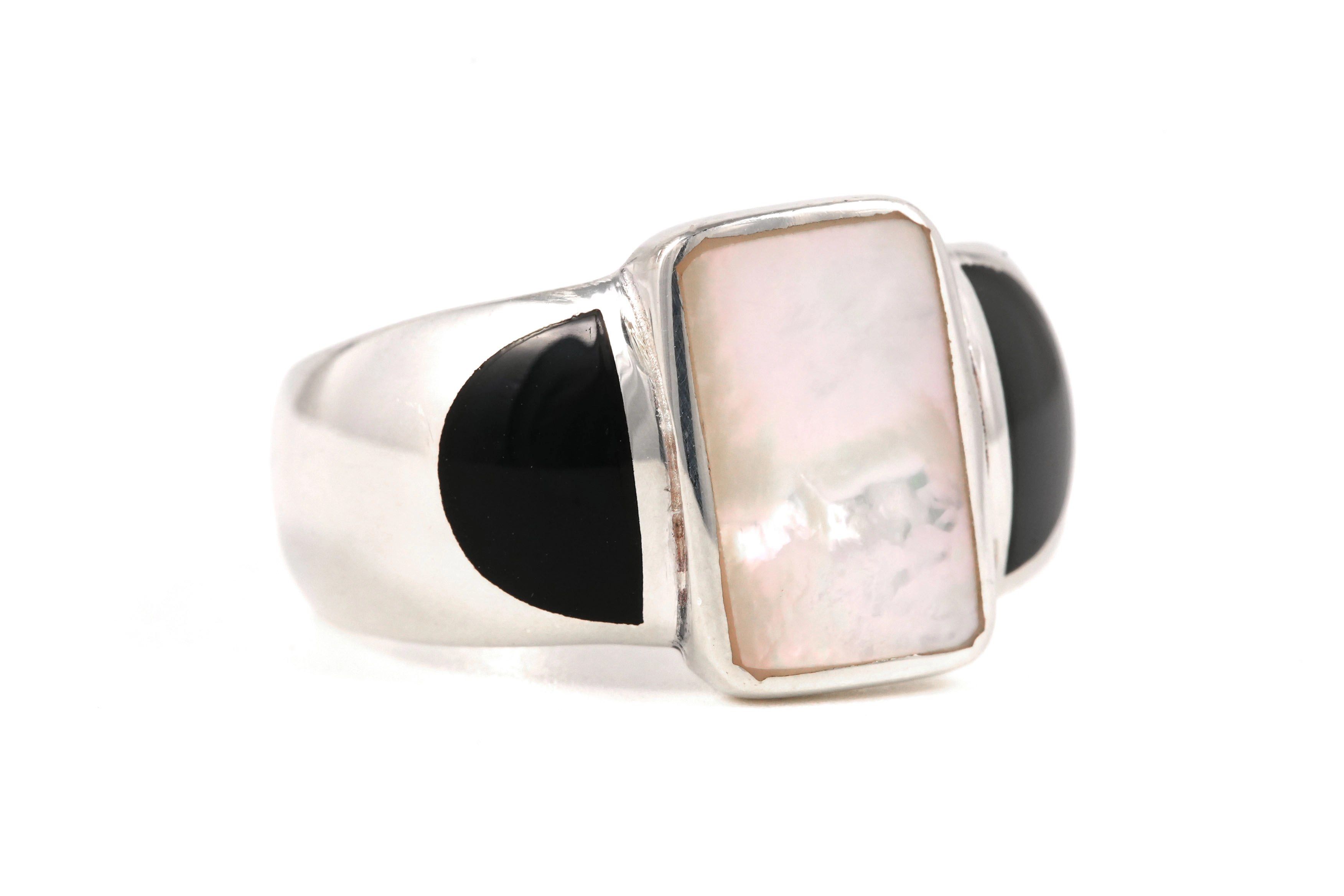 Bague contemporaine en argent 925 sertie de nacre - - 6