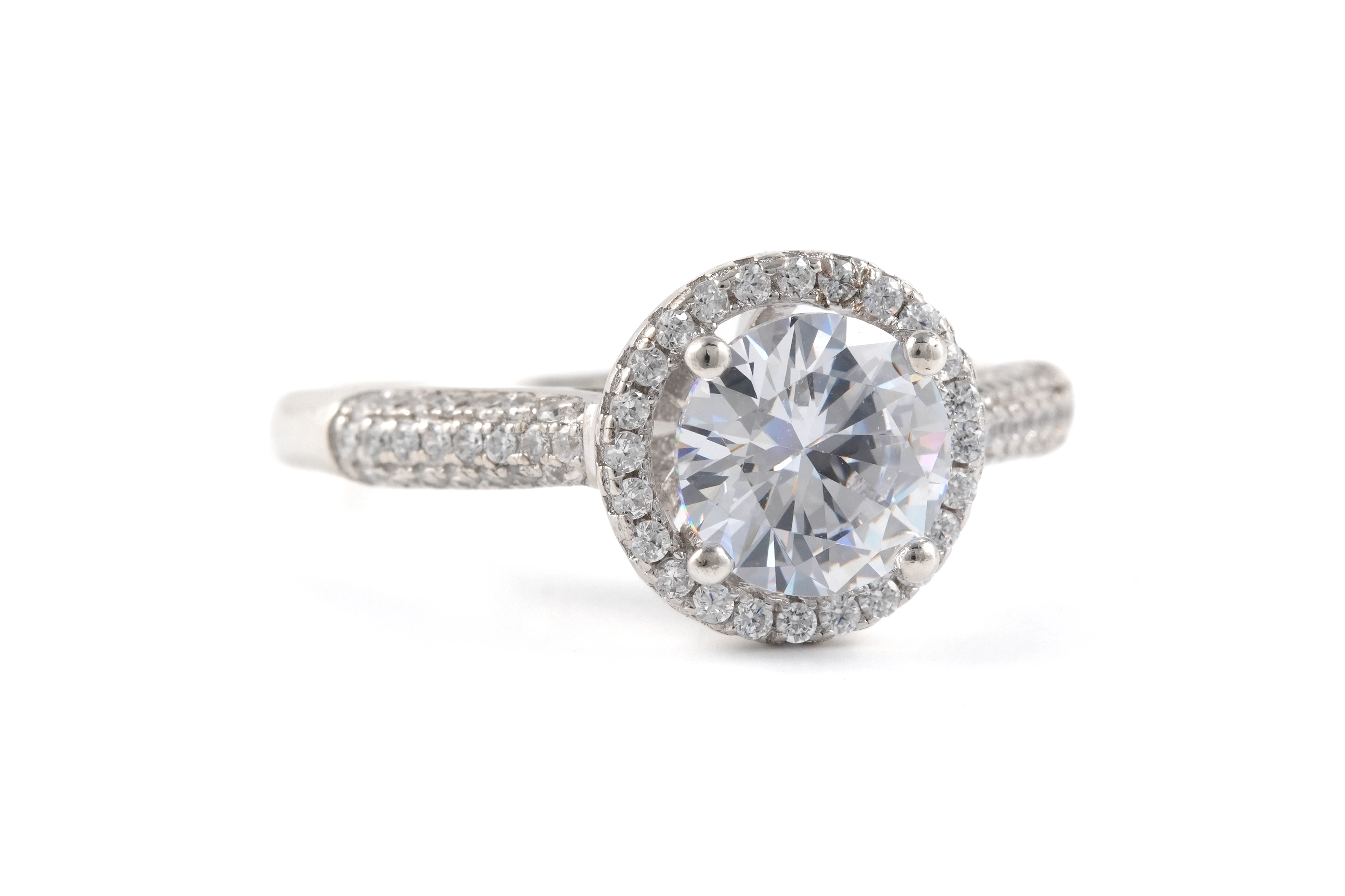 Bague contemporaine en argent 925 sertie de zirconiums - - 7