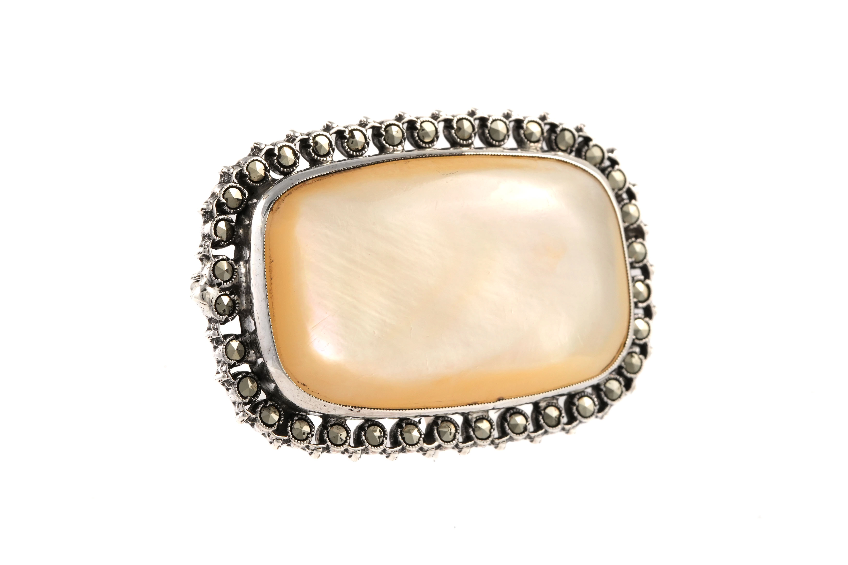 Broche Art Déco en argent sertie de nacre et de marcassites - - 6