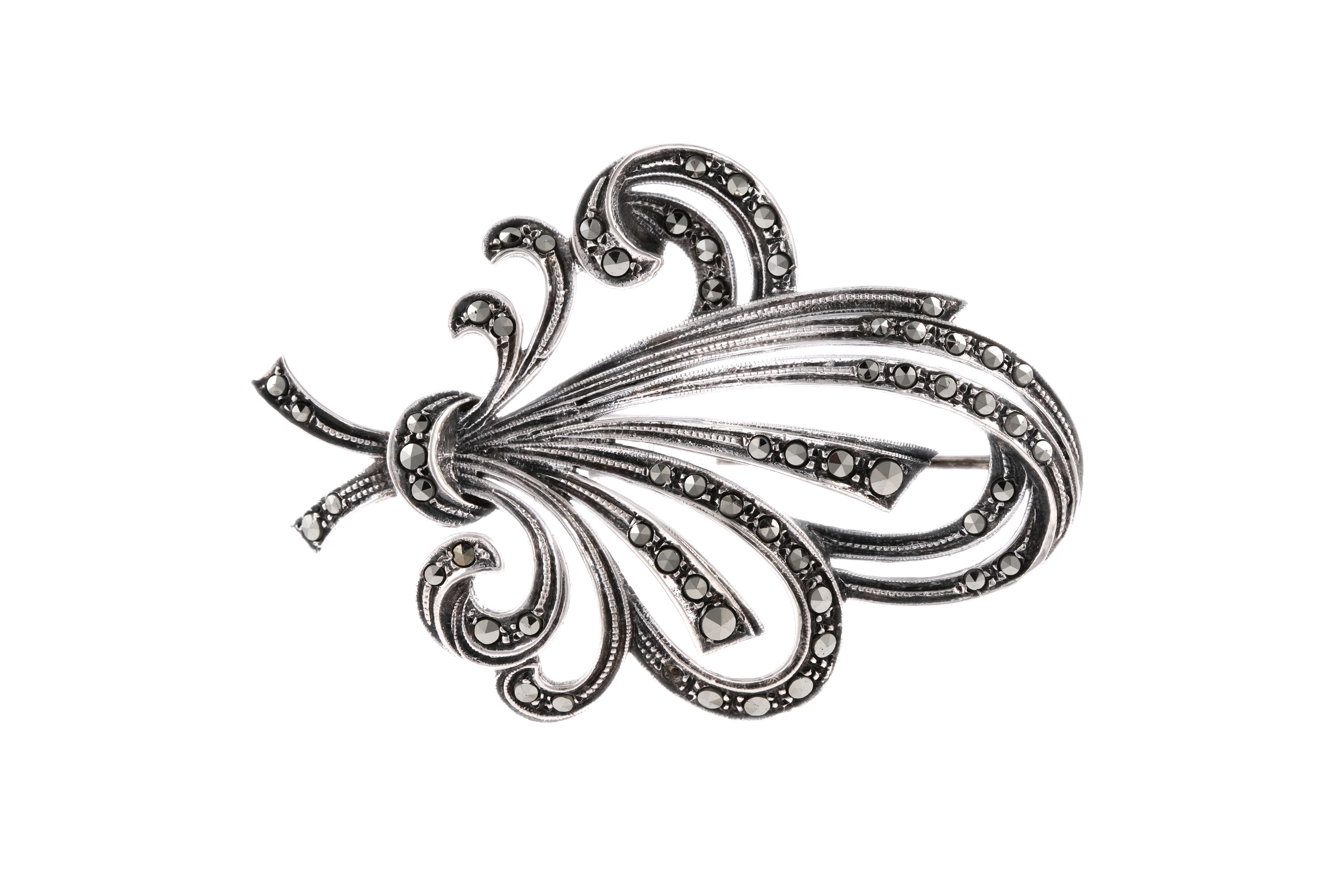 Broche Art Déco en argent 835 sertie de marcassites - - 1