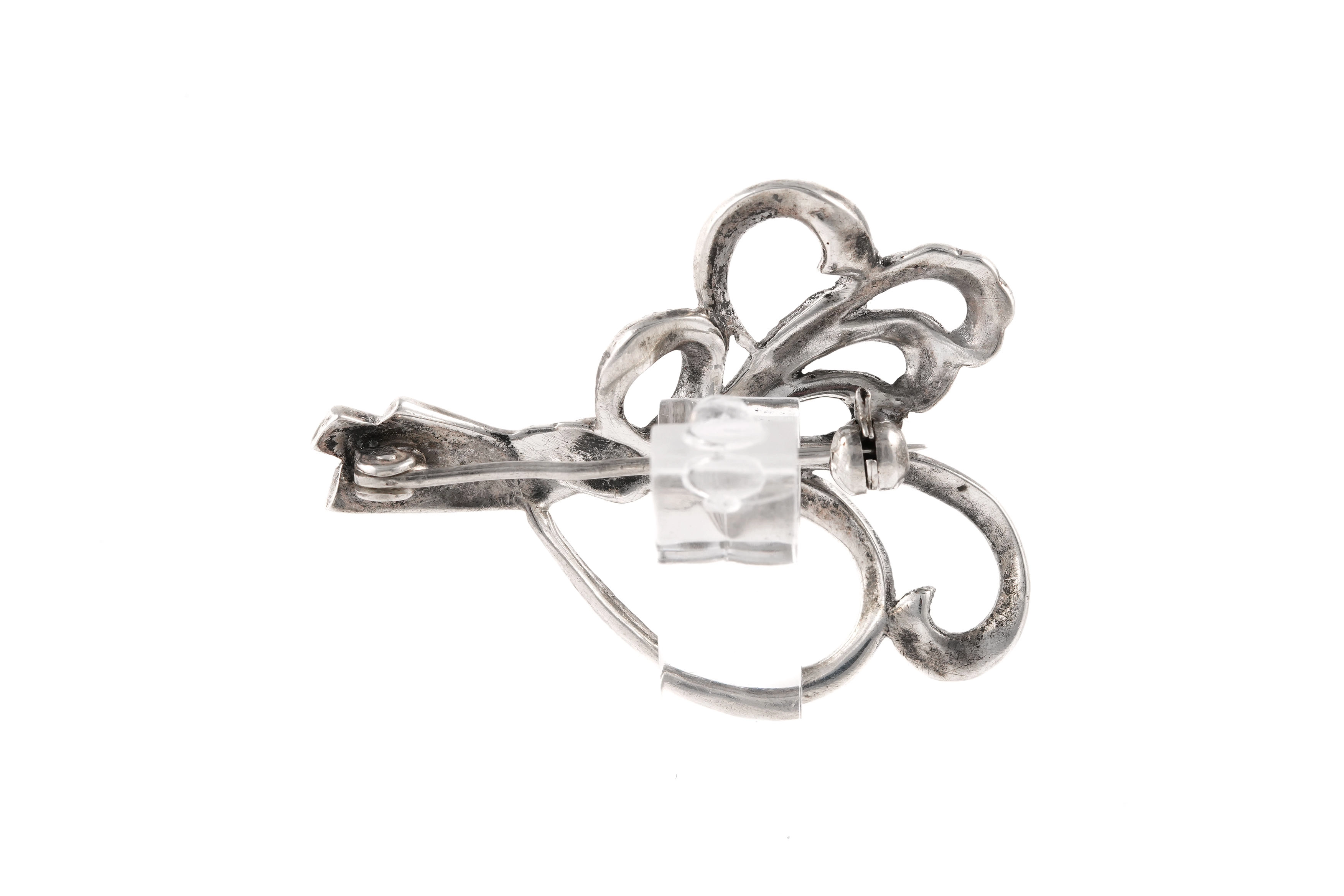Broche Années 50 en argent sertie de marcassites - - 4