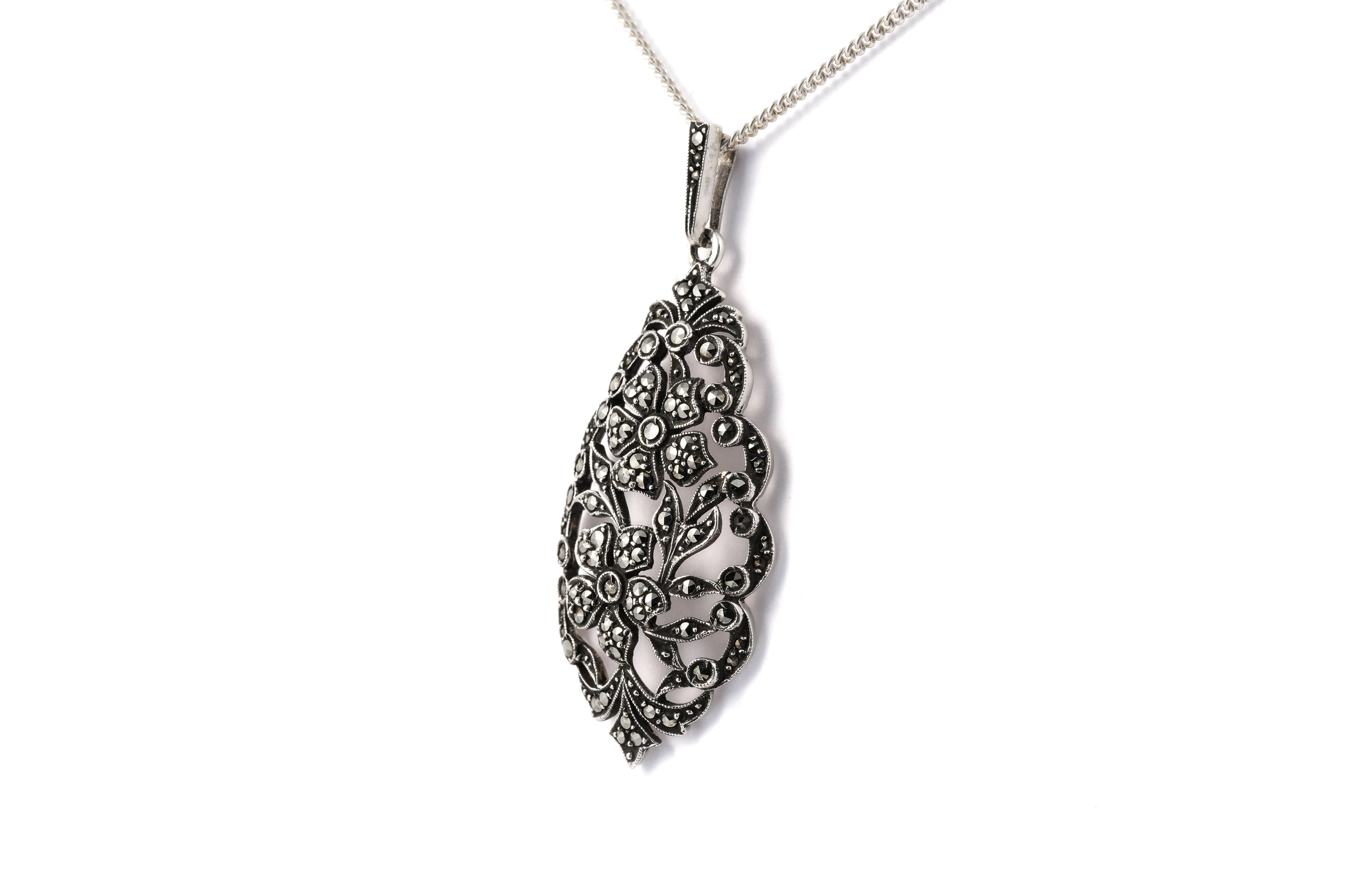 Pendentif Art Déco en argent 835 serti de marcassites - - 2