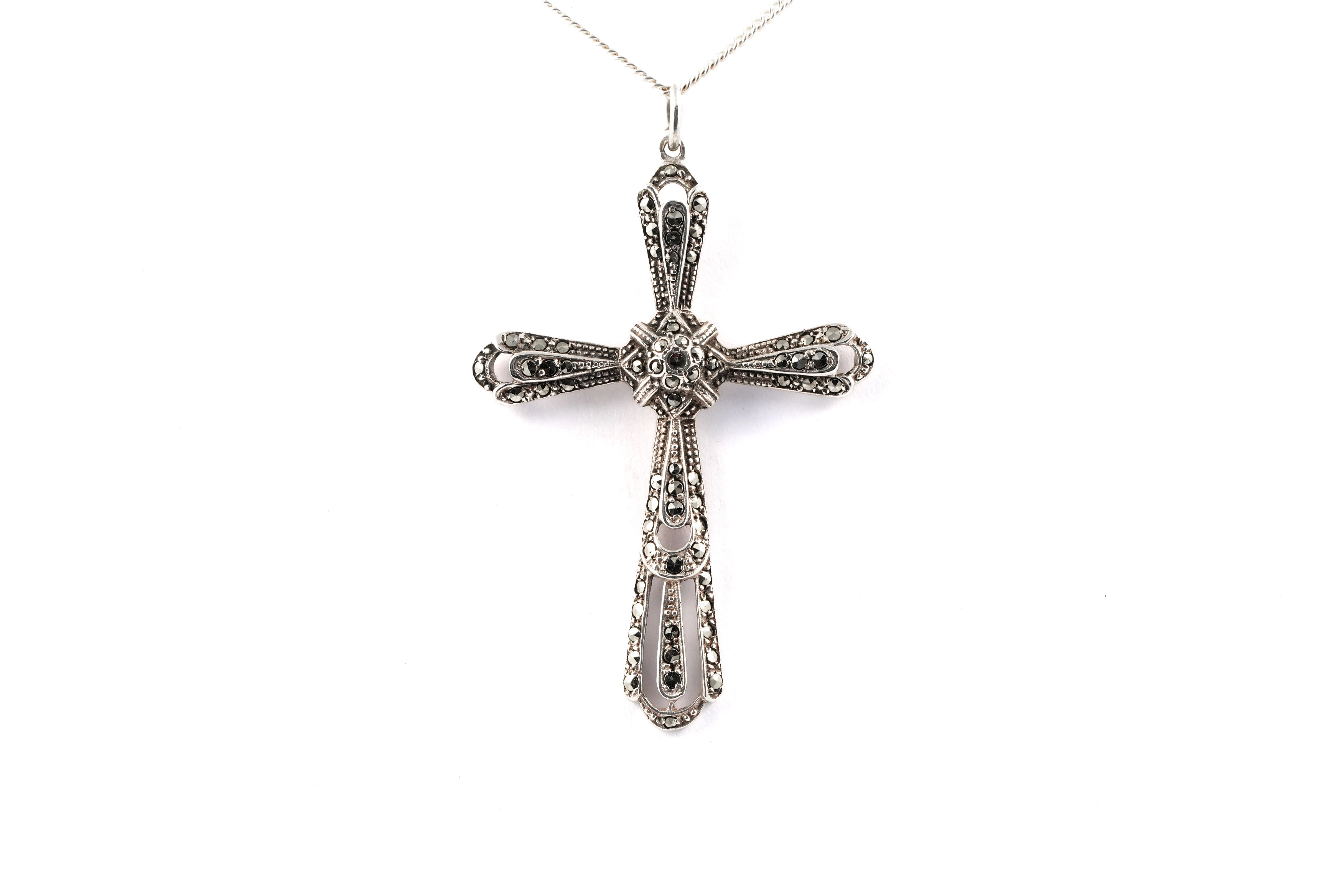 Pendentif Art Déco en argent serti de marcassites - - 1