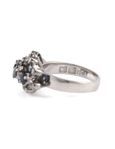Bague Années 70 en or blanc 18 carats sertie de saphirs et de diamants taille "8/8" - - 4
