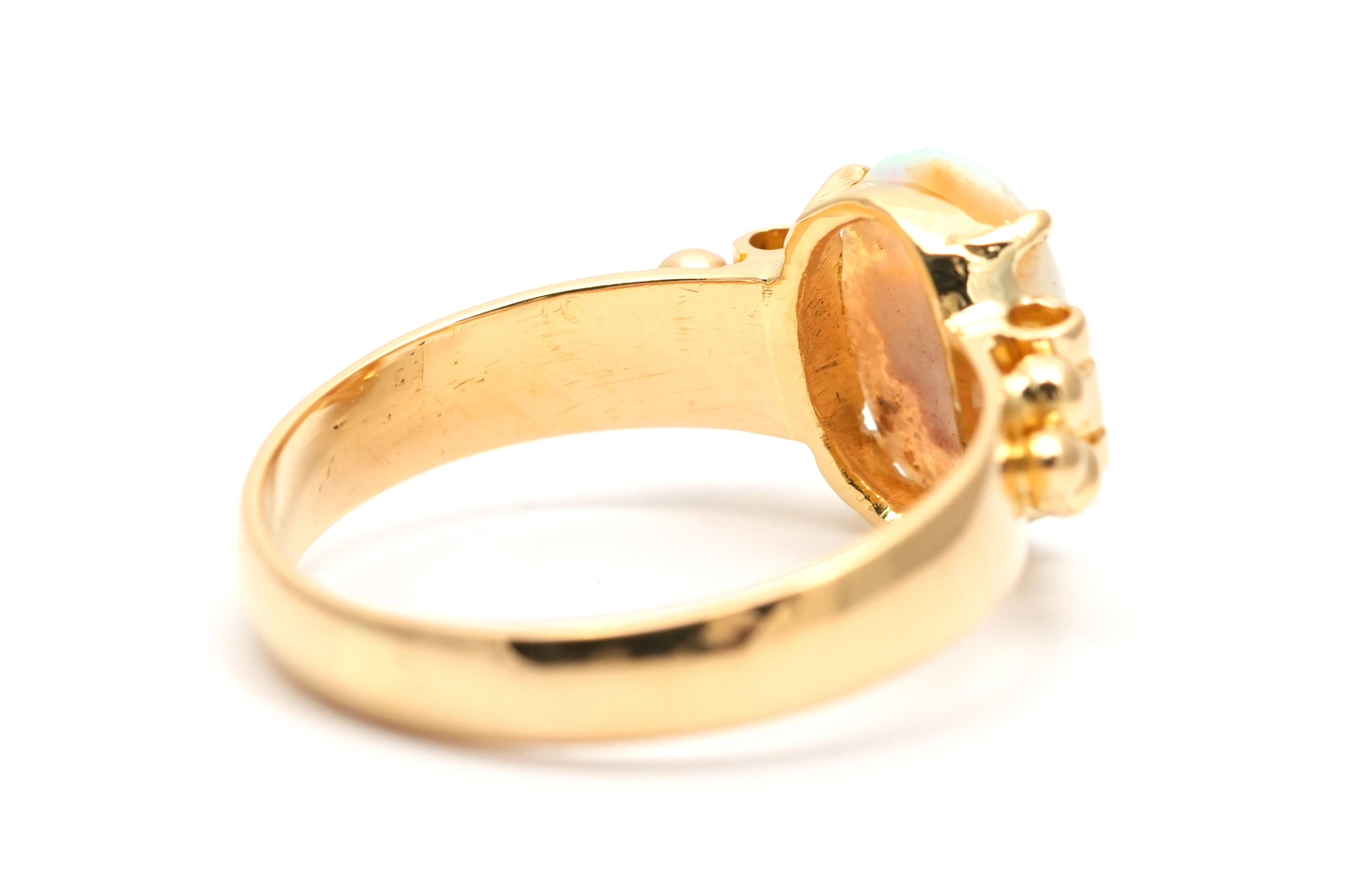 Bague contemporaine en or jaune 18 carats sertie d'une opale - - 5