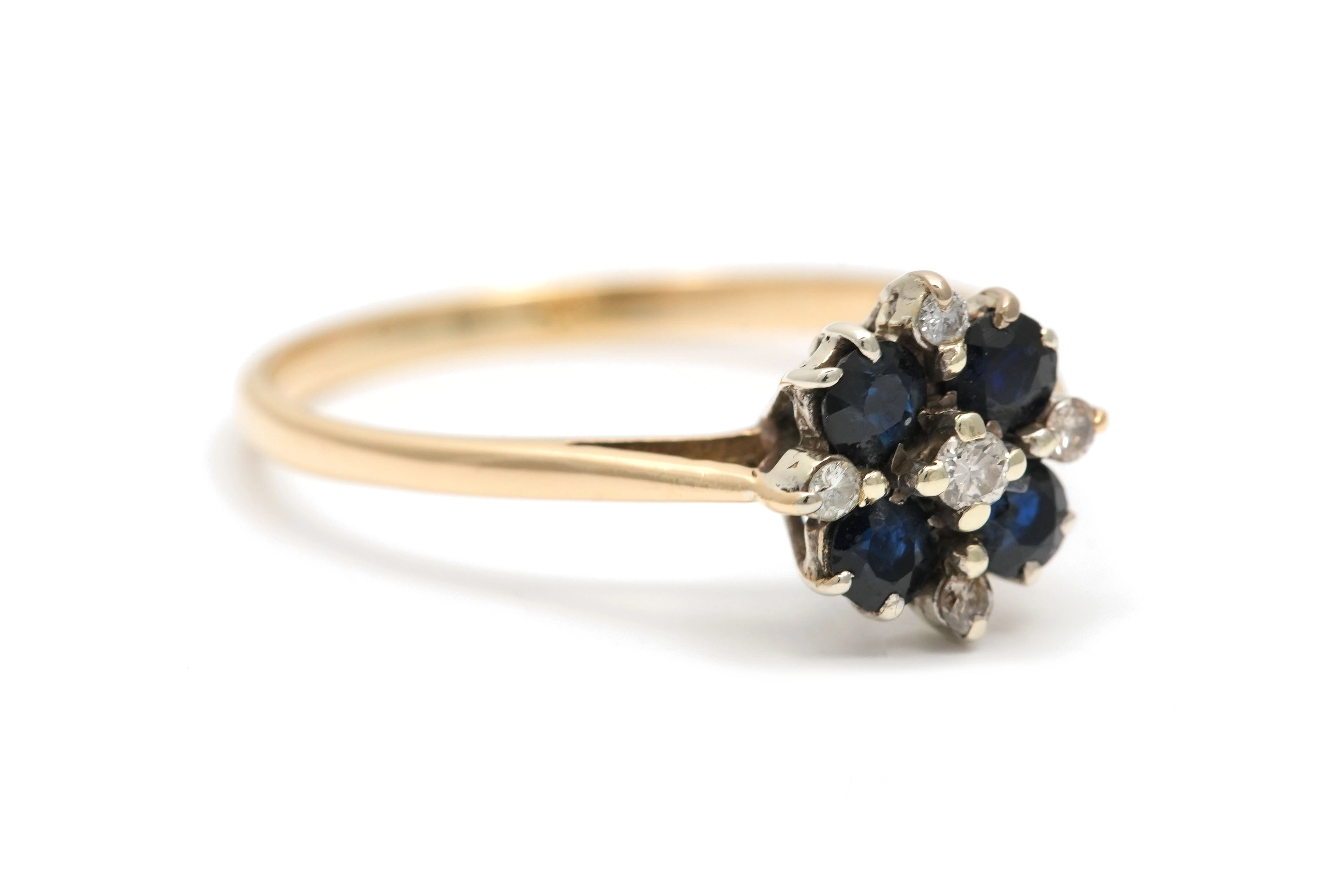 Bague contemporaine en or jaune 9 carats sertie de saphirs et de diamants taille "brillant" (+-0.12ct) - - 7