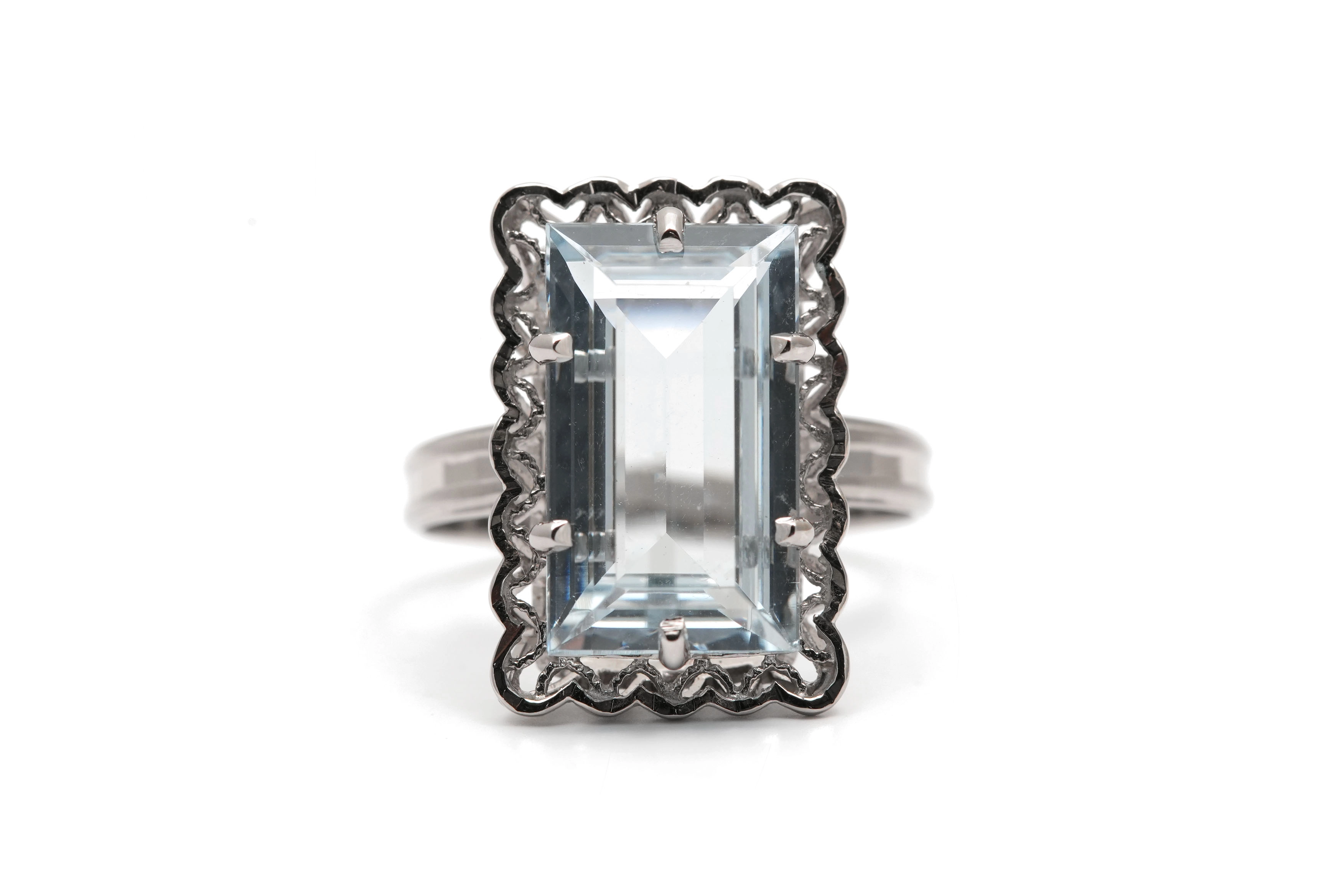 Bague Art Déco en or blanc 18 carats sertie d'une aigue marine - - 1