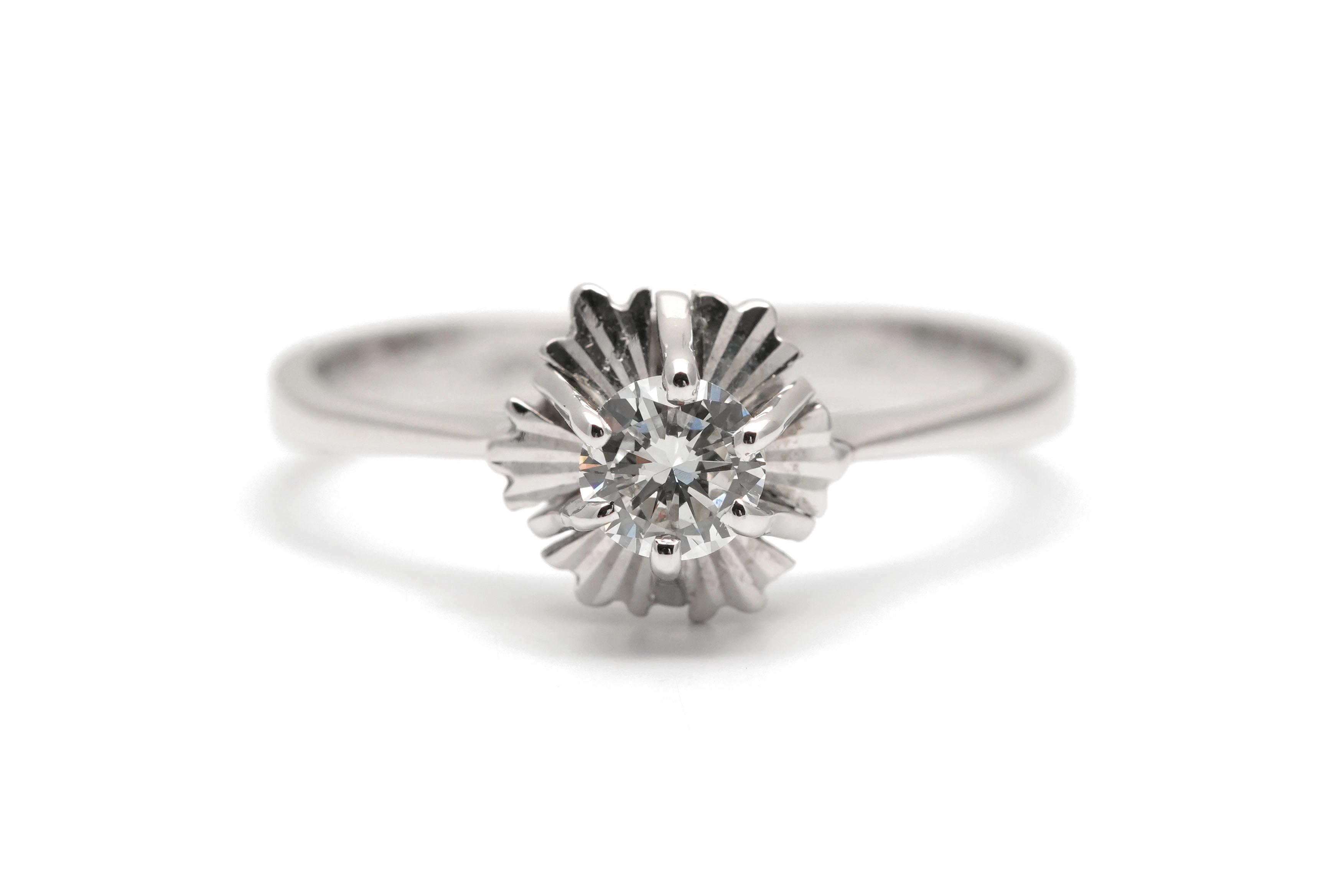 Bague Art Déco en or blanc 18 carats sertie d'un diamant taille "brillant" (+-0.25ct) - - 1