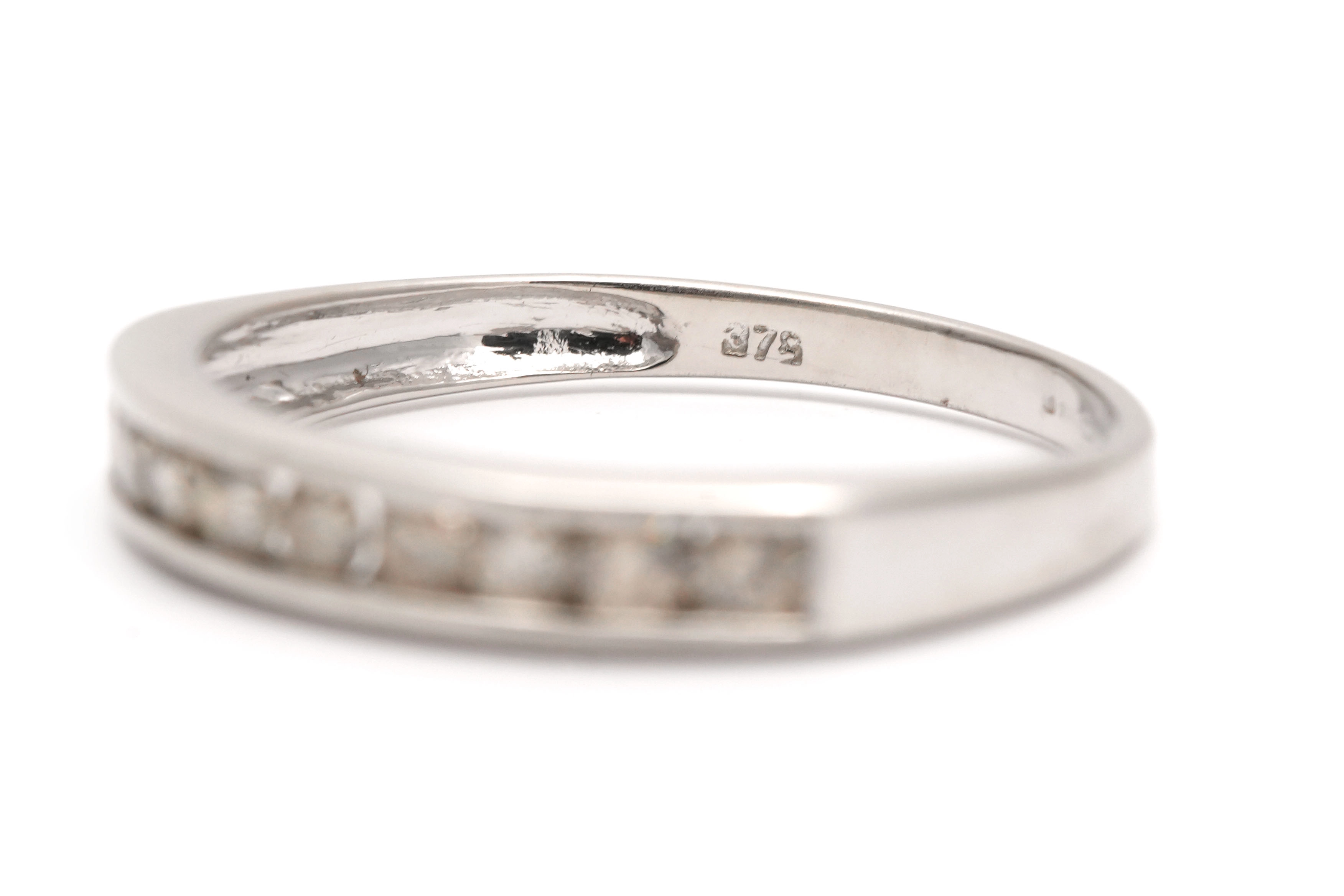 Bague contemporaine en or blanc 9 carats sertie de diamants taille "brillant" (+-0.40ct) - - 4