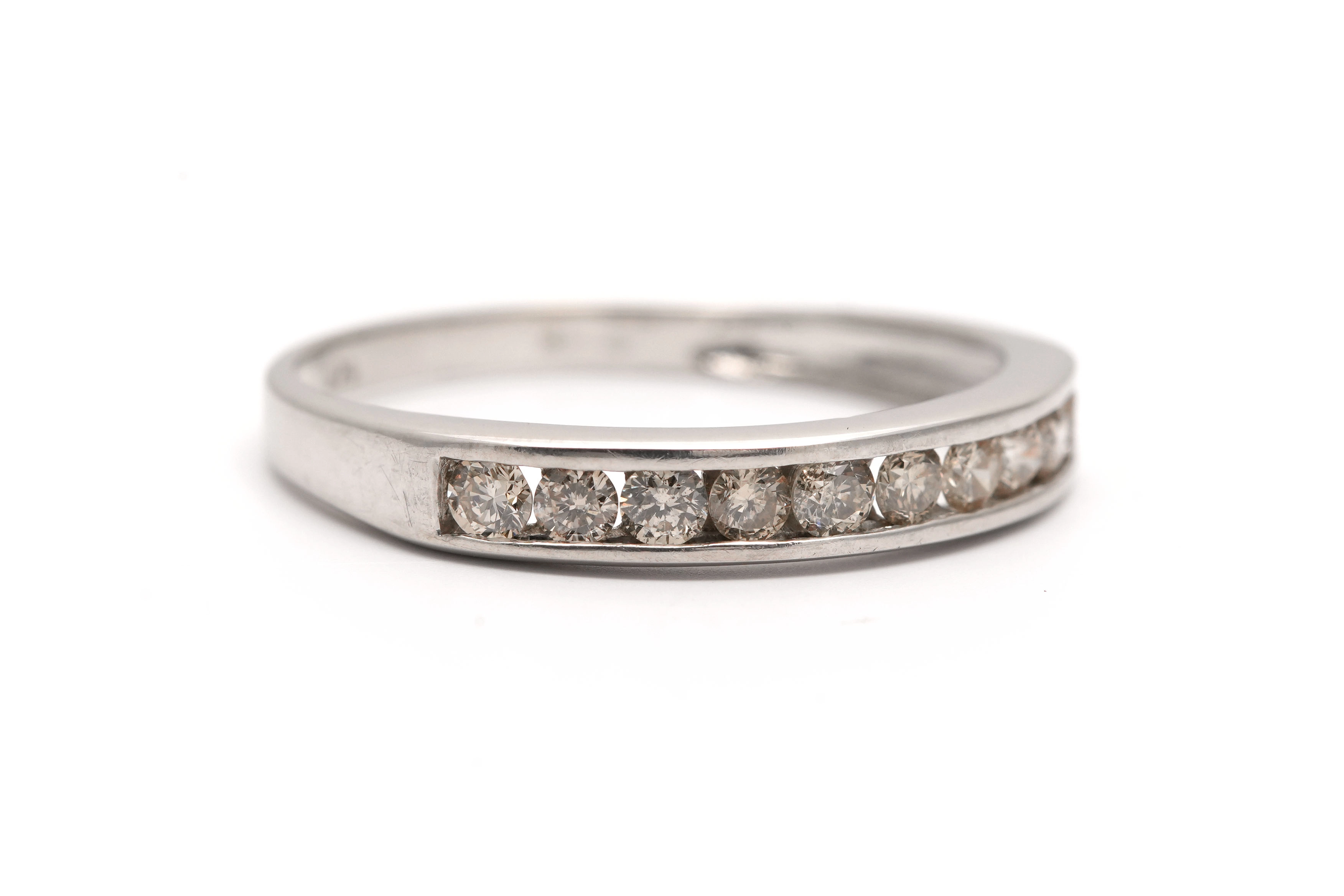 Bague contemporaine en or blanc 9 carats sertie de diamants taille "brillant" (+-0.40ct) - - 7