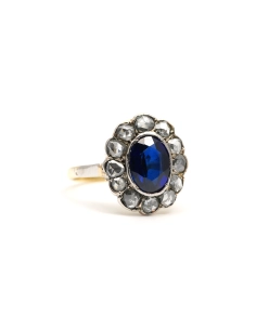 Bague Art Déco en or jaune et blanc 18 carats sertie d'un saphir de synthèse et de diamants taille "rose" - - 6
