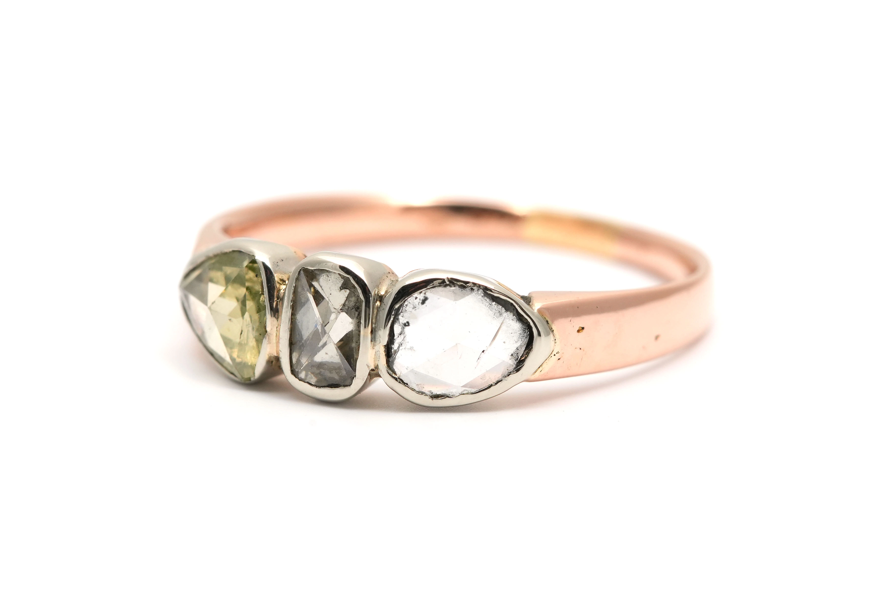 Bague Art Déco en or jaune 18 carats et argent sertie de diamants taille "rose" - - 2