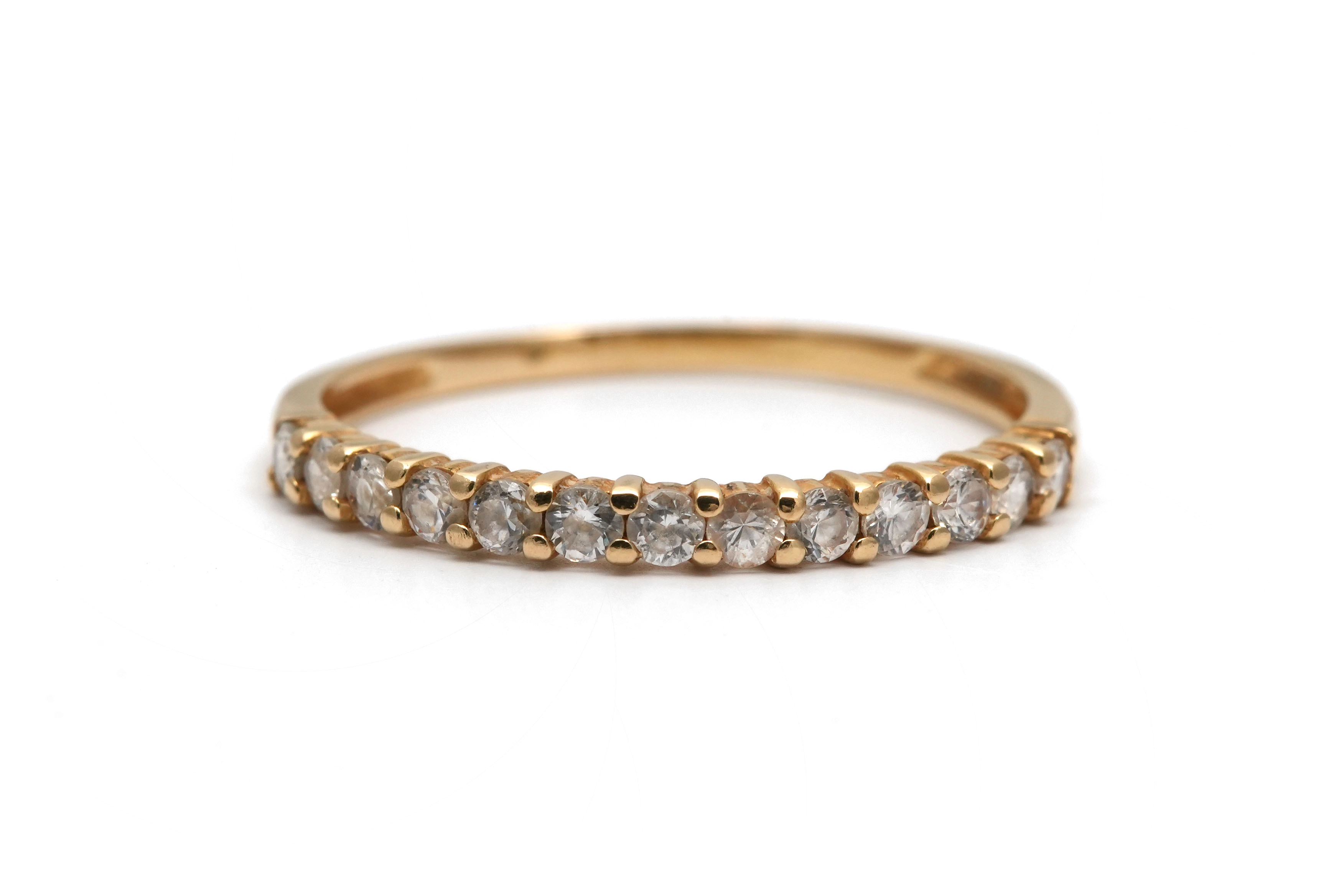 Bague contemporaine en or jaune 18 carats sertie de diamants taille "brillant" (+- 0.325 ct) - - 1