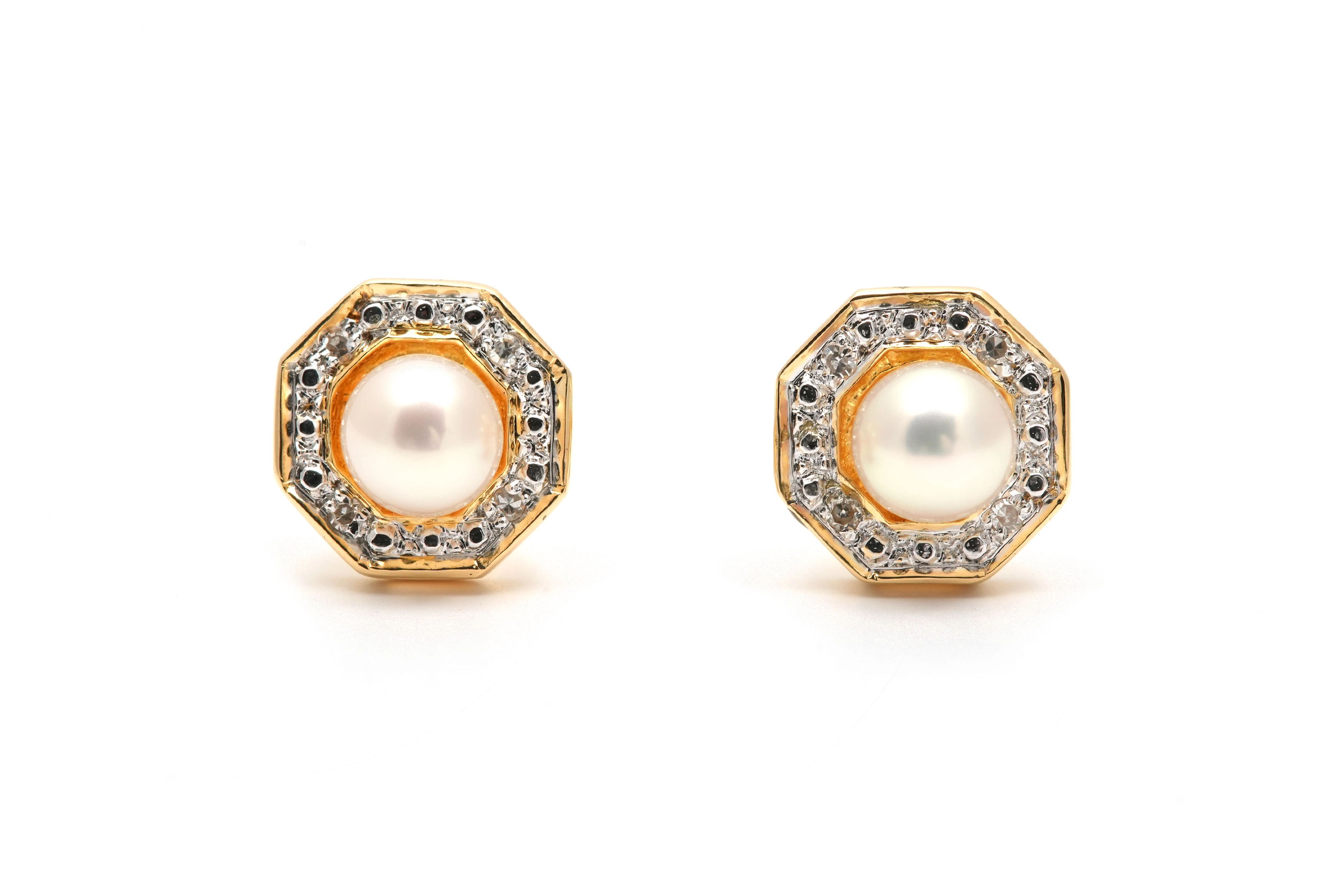 Boucles d'oreilles contemporaines en or jaune 18 carats serties de perles et de diamants taille "8/8" - - 1