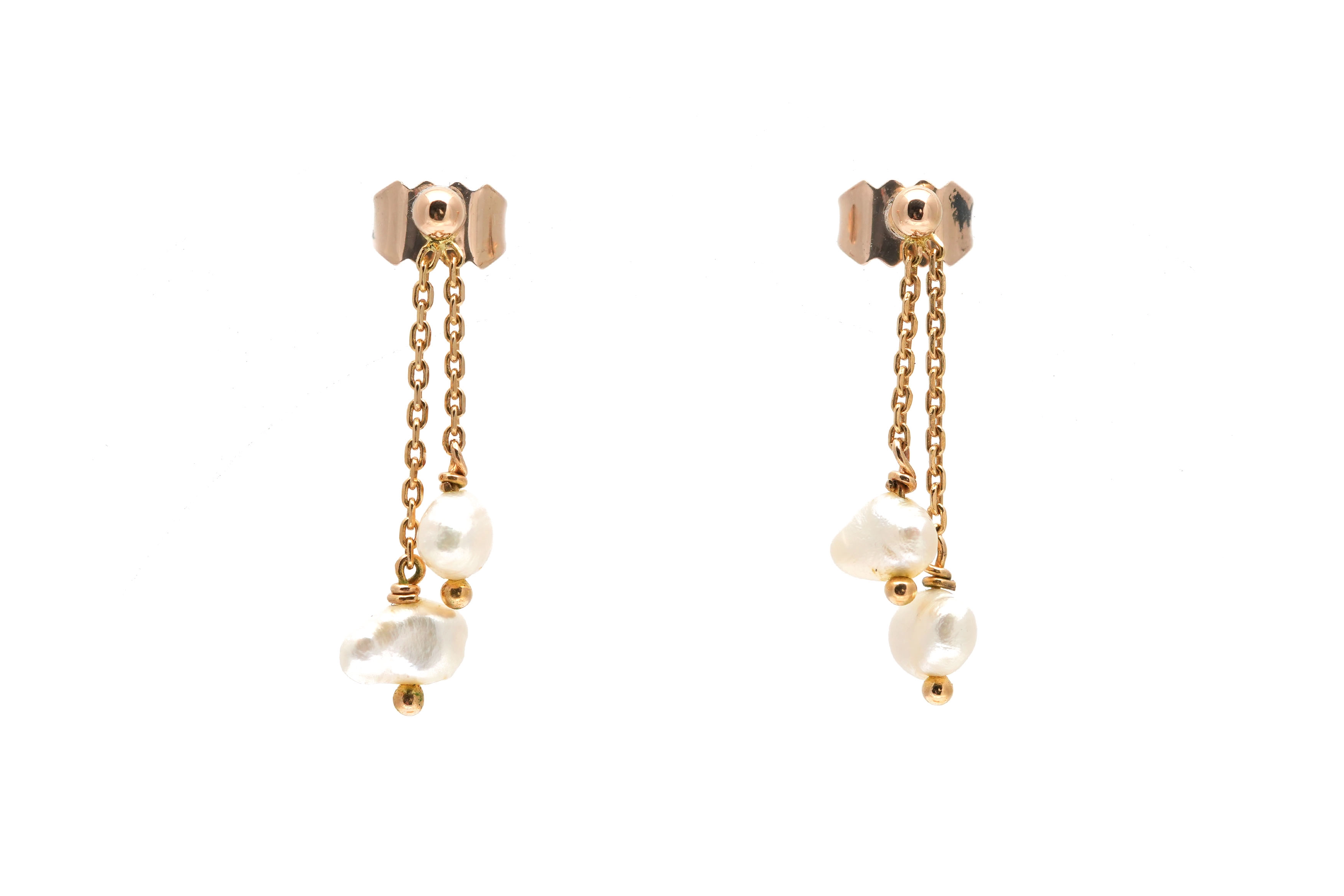 Boucles d'oreilles contemporaines en or jaune 18 carats serties de perles - - 1