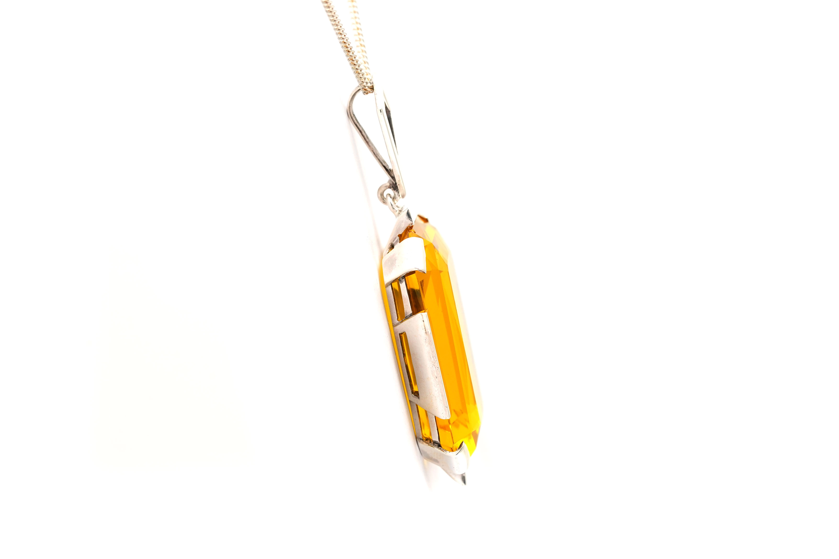 Pendentif Art Déco en argent serti d'un cristal - - 4