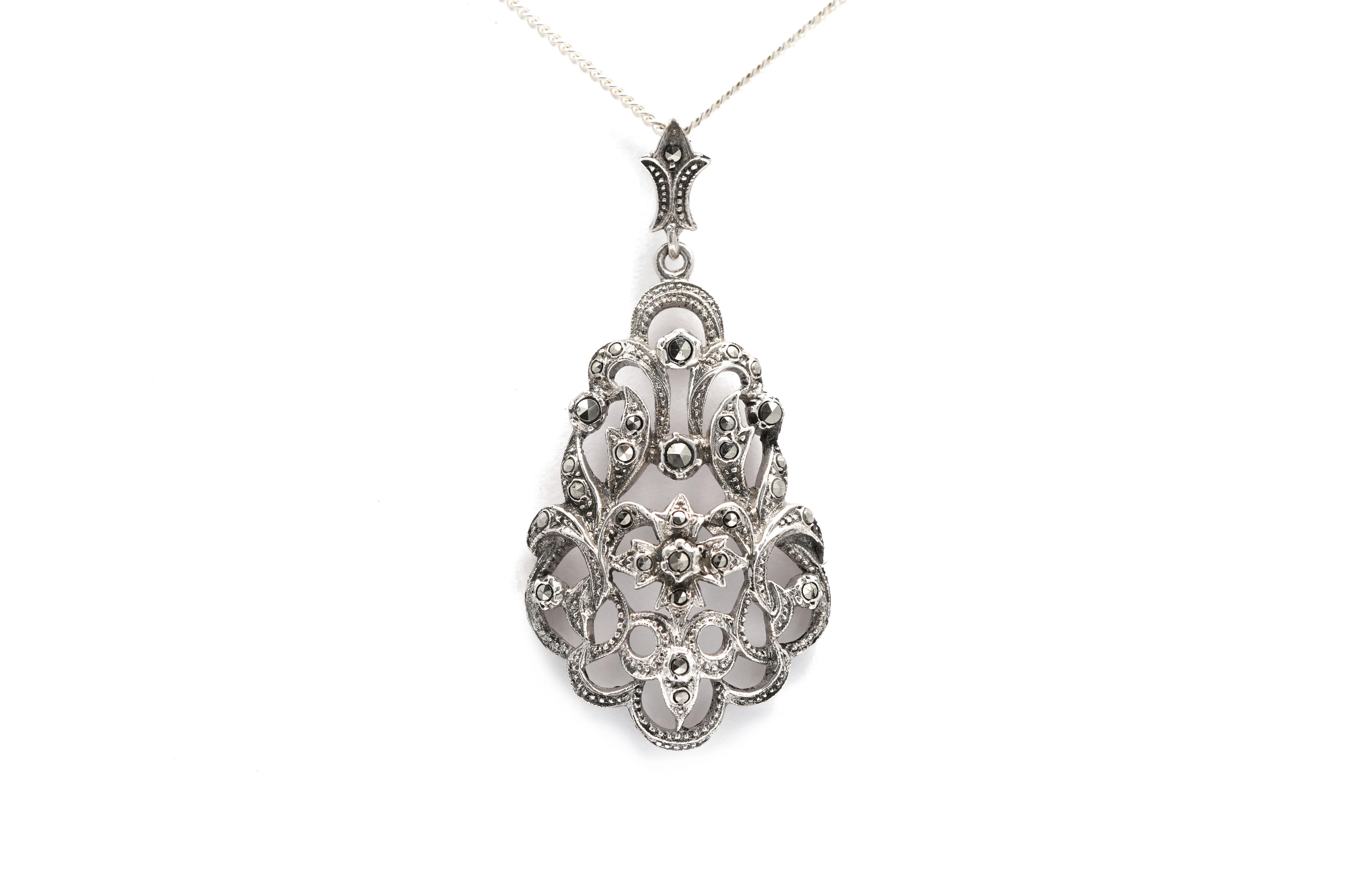 Pendentif Art Déco en argent 835 serti de marcassites - - 1