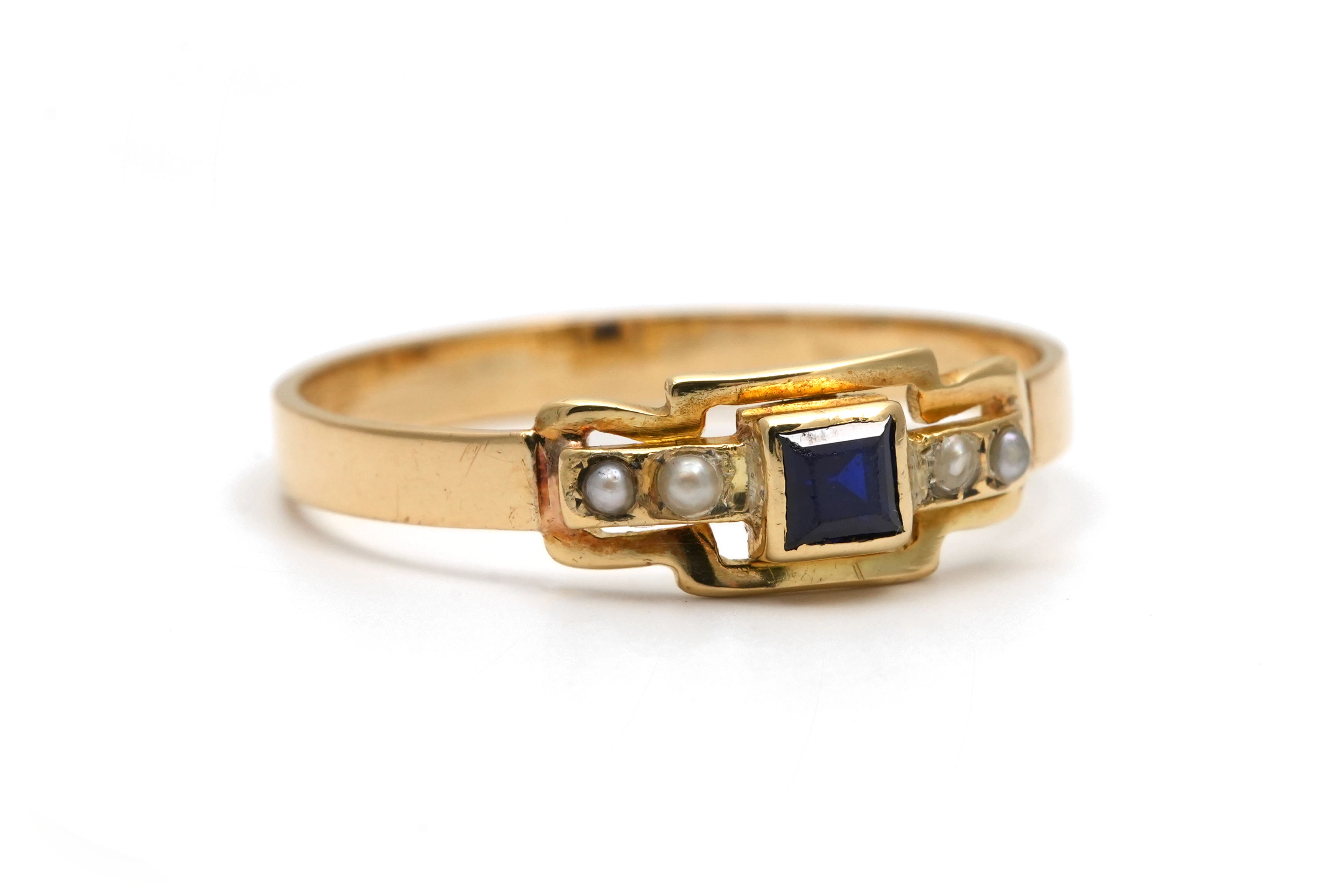Bague Art Déco en or jaune 18 carats sertie d'un saphir et de perles - - 6