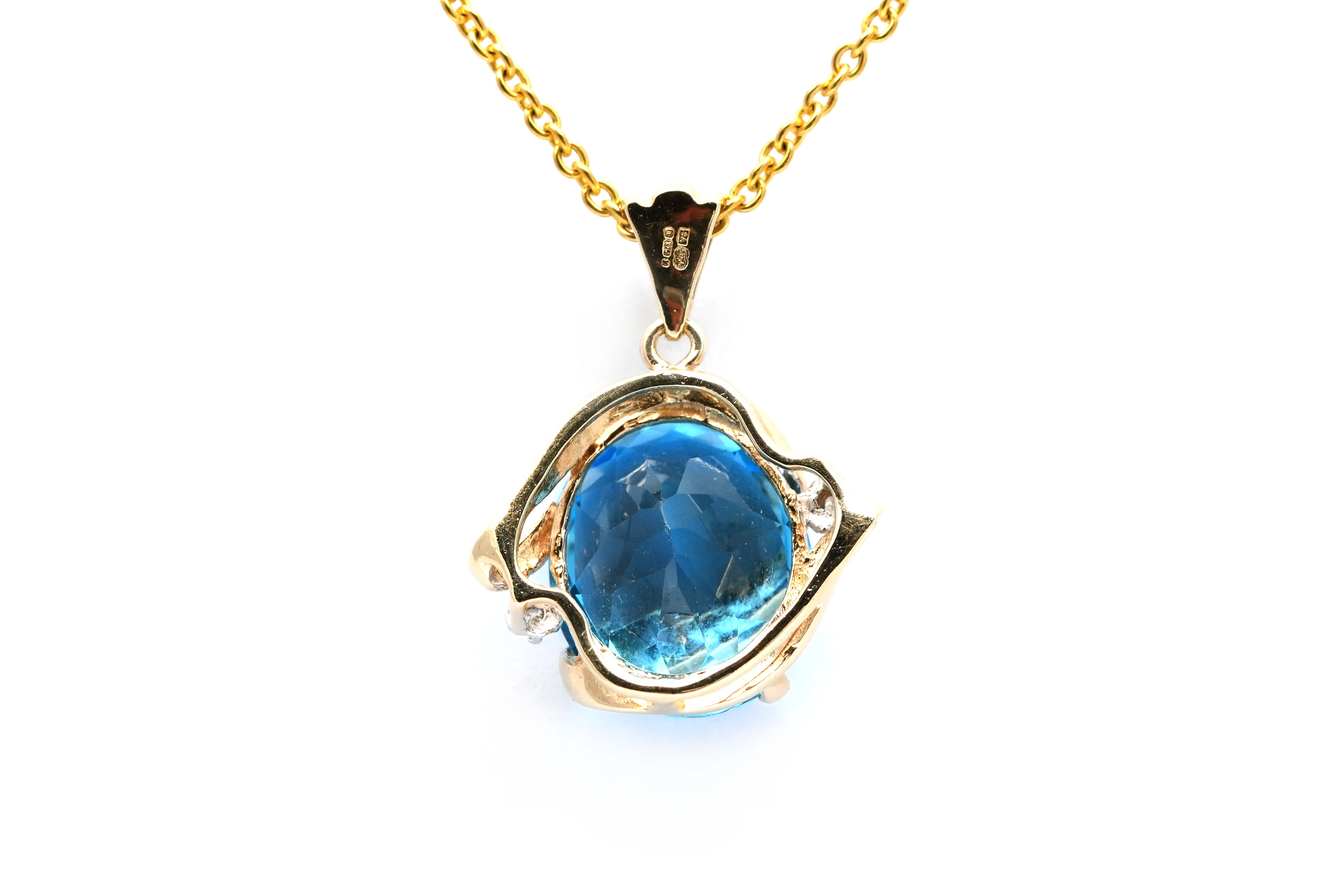 Pendentif contemporain en or jaune 9 carats serti d'une topaze traitée et de diamants taille "brillant"(+- 0.01ct) - - 6