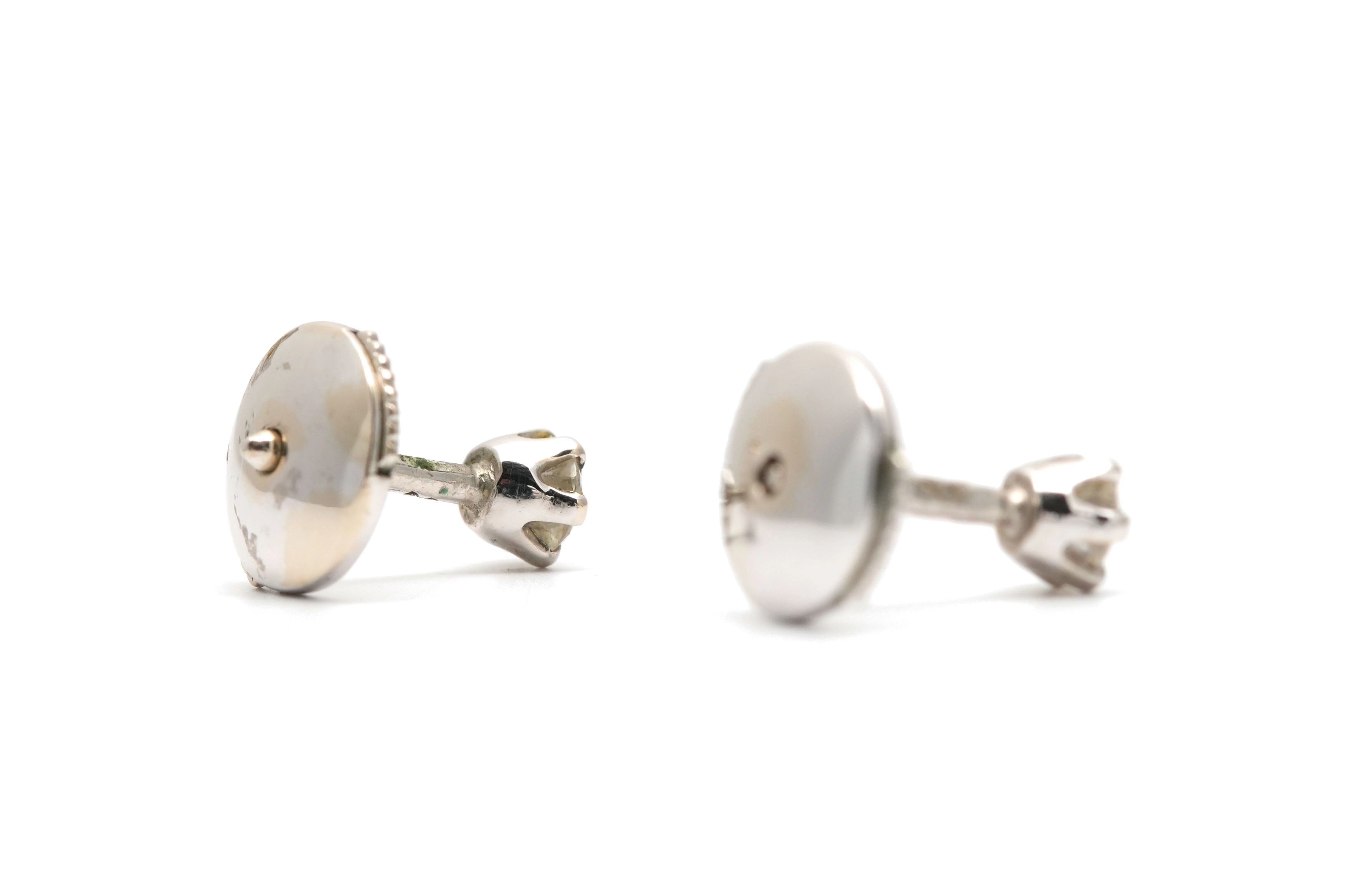 Boucles d'oreilles contemporaines en or blanc 18 carats serties de diamants "taille" brillant (+-0.20 ct) - - 5