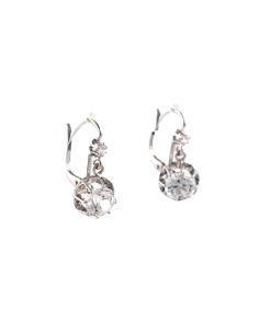 Boucles d'oreilles en or blanc 18 carats serties de zirconiums - - 6