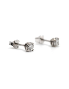 Boucles d'oreilles contemporaines en or blanc 18 carats serties de diamants taille "brillant" (+-0.36 ct)
