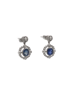 Boucles d'oreilles contemporaines en or blanc 14 carats serties de saphirs et de diamants taille "brillant" (+-0.41 ct)