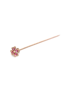 Pique à cravate Art Nouveau en or jaune 9 carats sertie de perles et de rubis