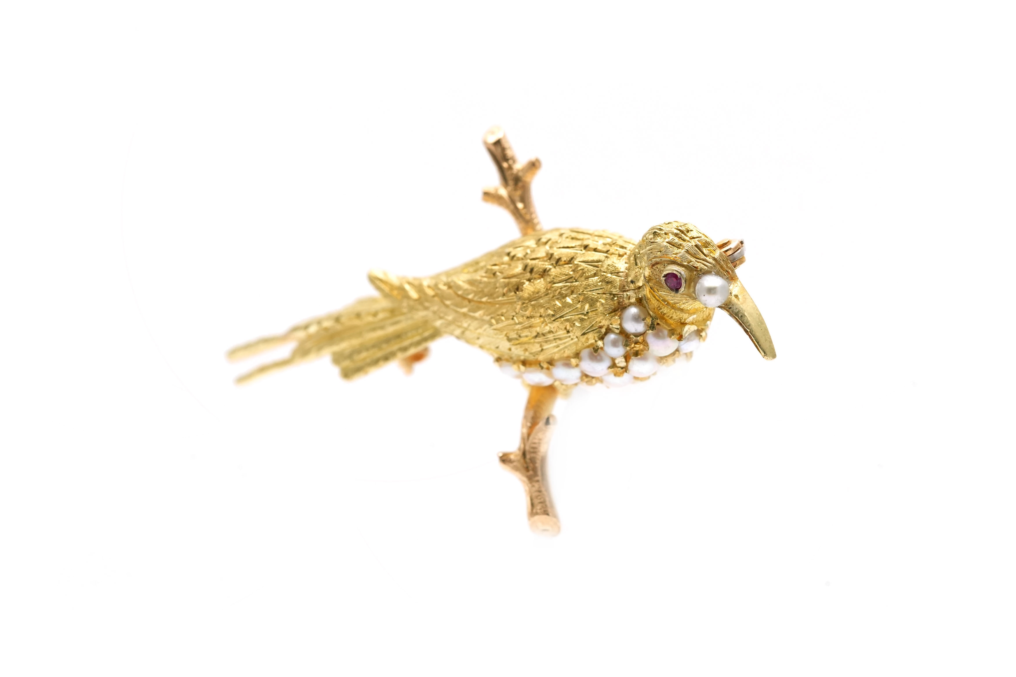 Broche Art Nouveau en or jaune 18 carats sertie de perles et d'un rubis