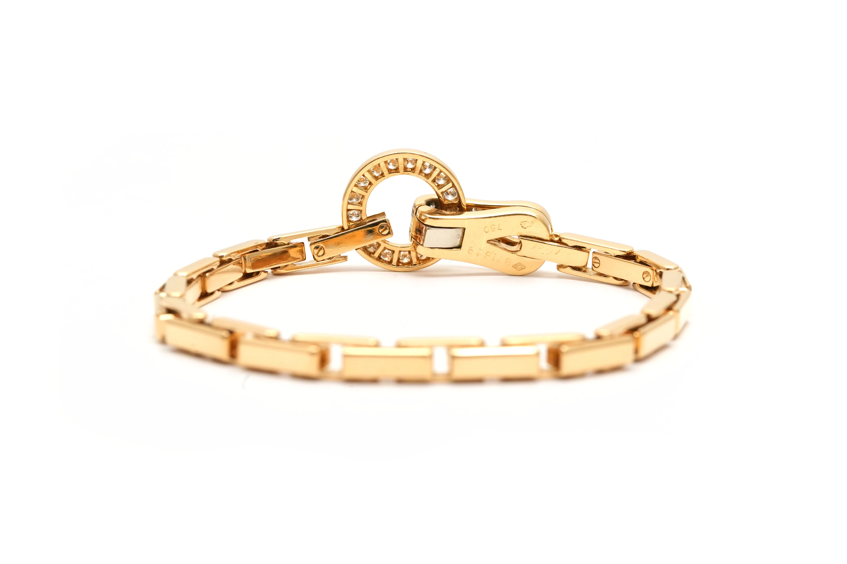 Bracelet Cartier "Agrafe" contemporain en or jaune 18 carats serti de diamants taille "brillant" (+- 1.05 ct) - - 4