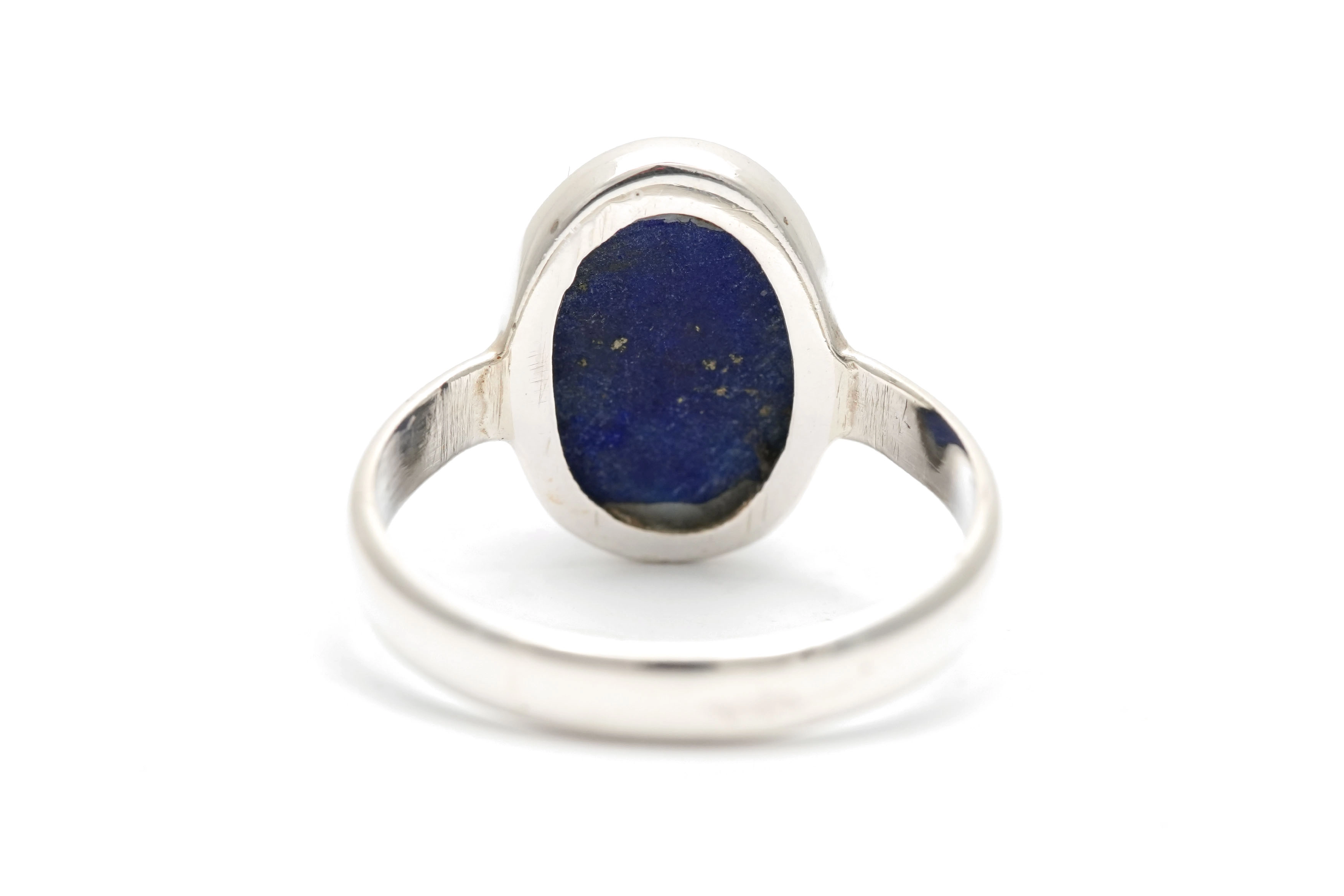Bague contemporaine en argent 925 sertie d'une lapis lazuli