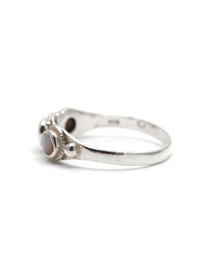 Bague contemporaine en argent 925 sertie de nacres