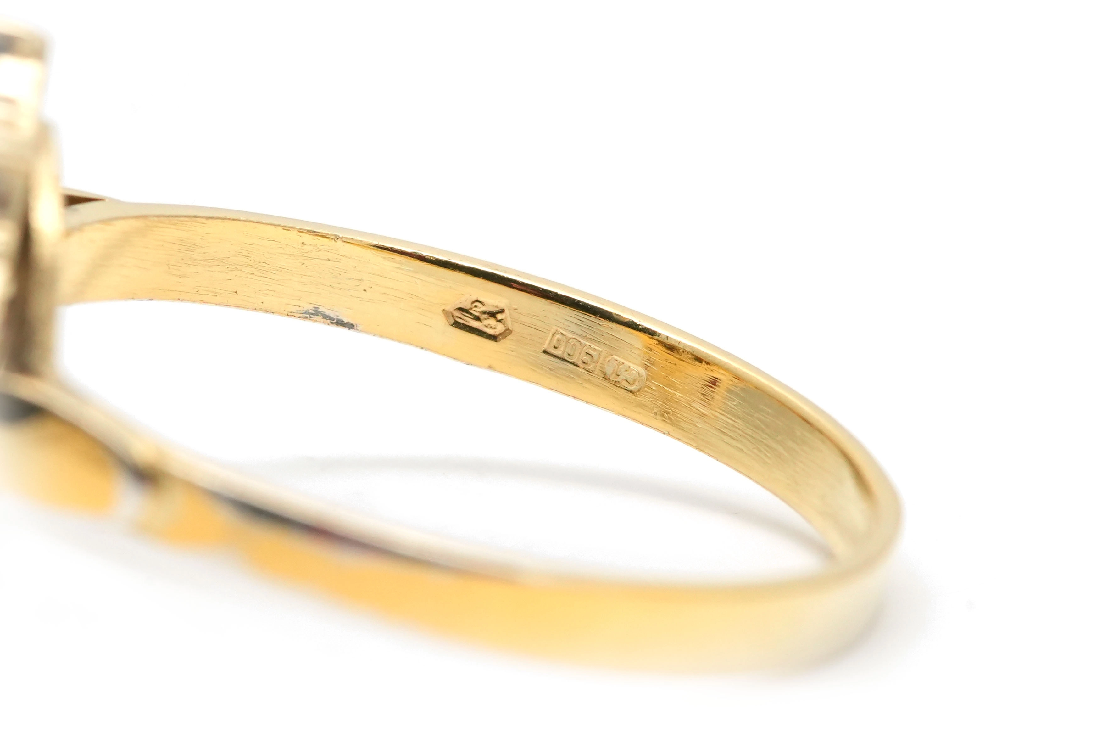 Bague Années 50 en argent 900 (vermeil) serties de grenats