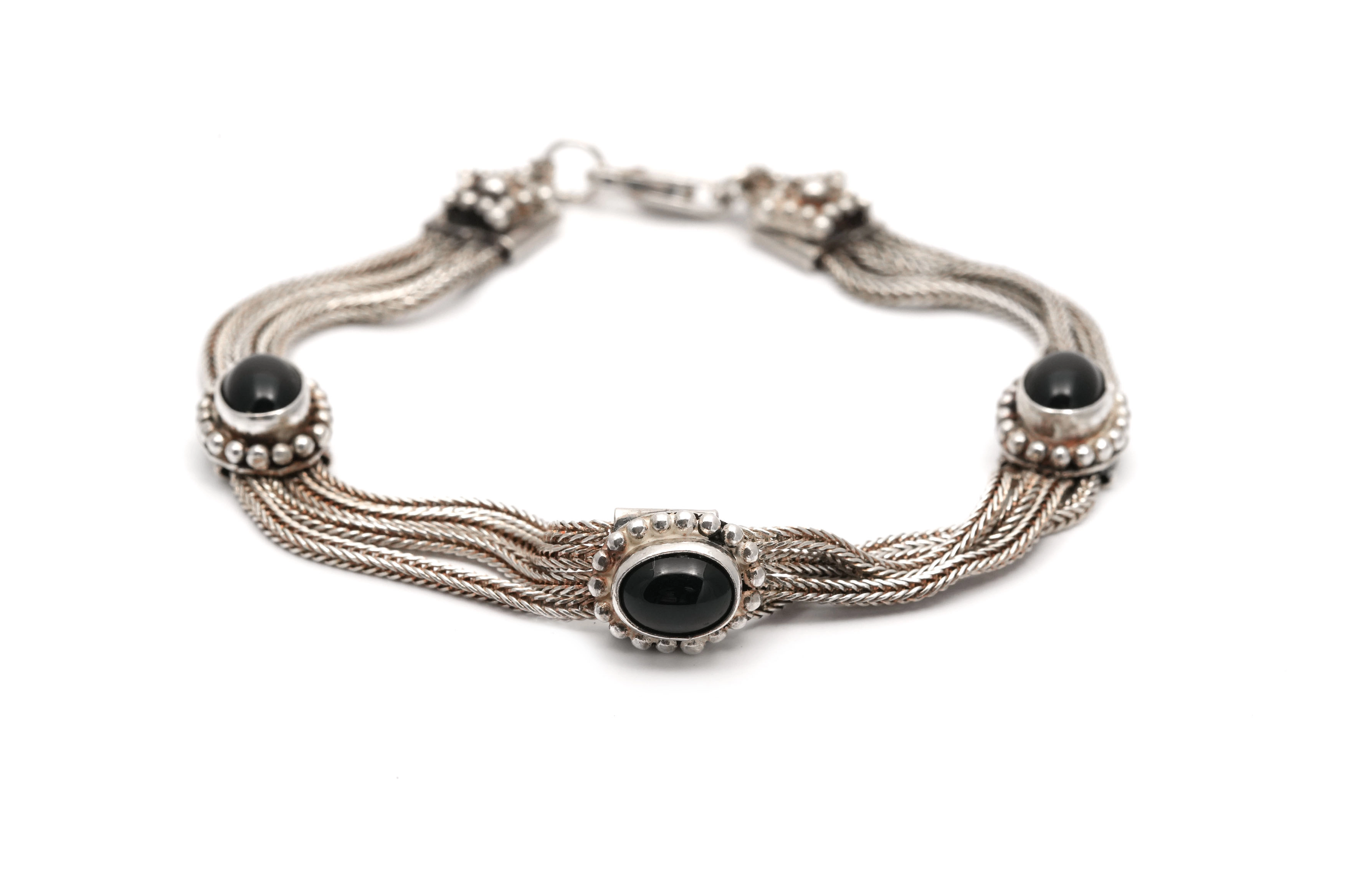 Bracelet contemporain en argent serti d'onyx