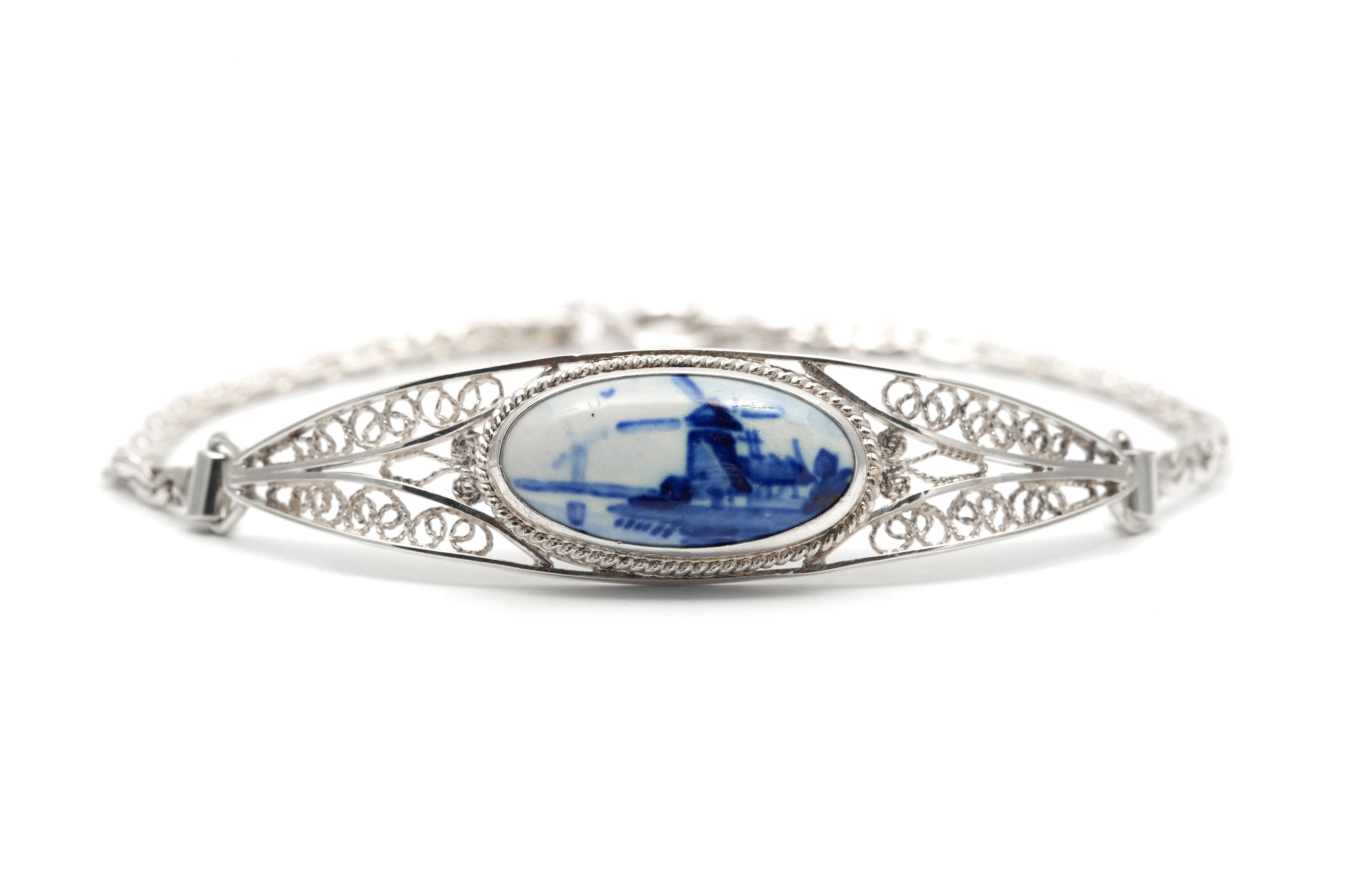 Bracelet Années 50 en argent serti d'une porcelaine