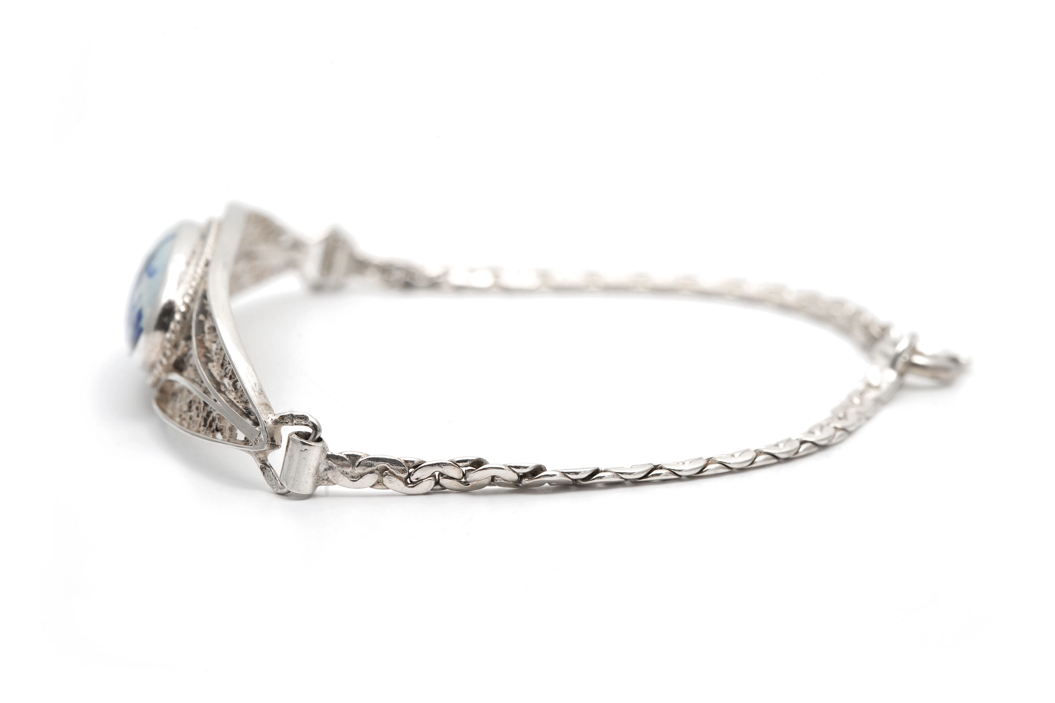 Bracelet Années 50 en argent serti d'une porcelaine