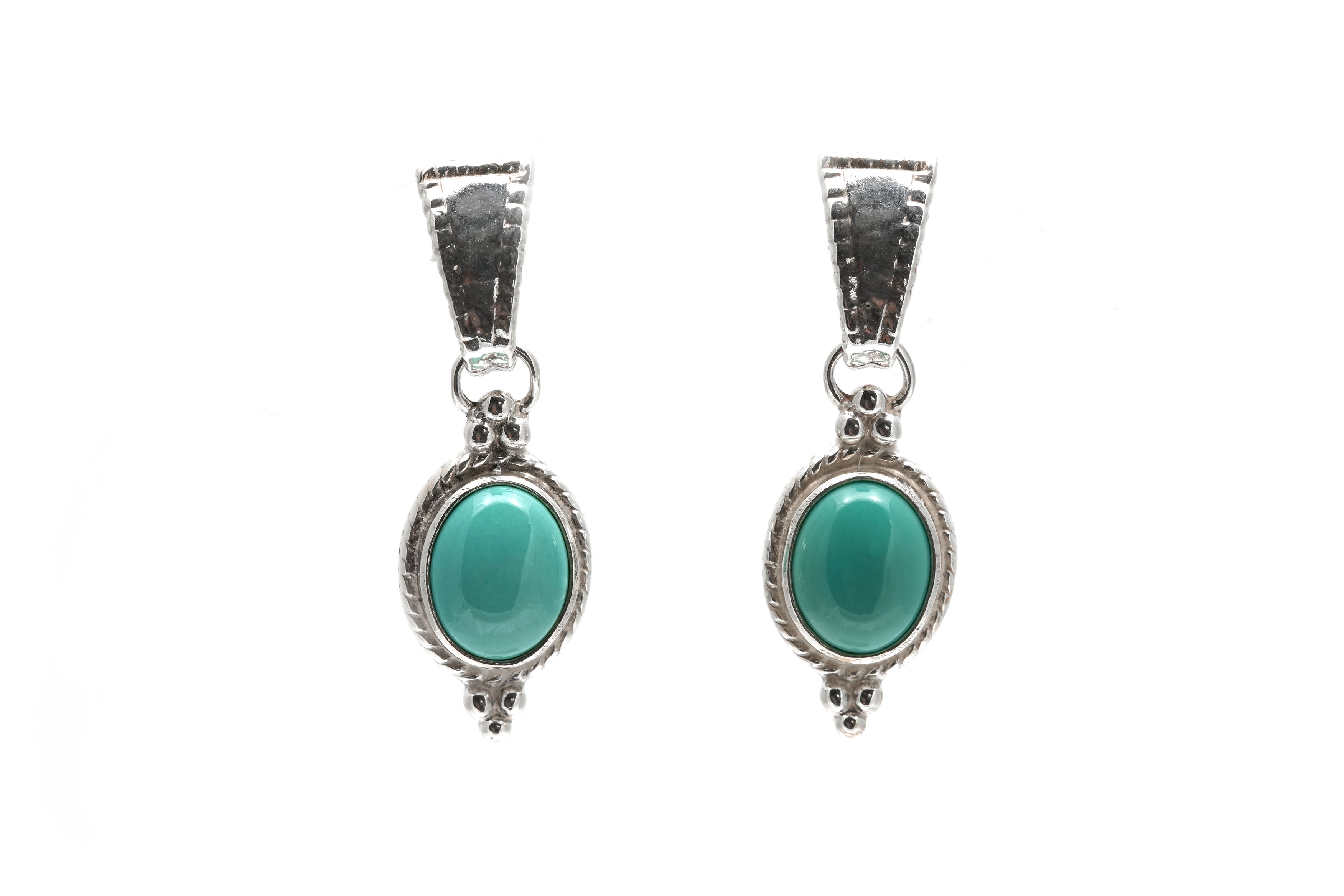 Boucles d'oreilles contemporaines en argent 925 serties de turquoises