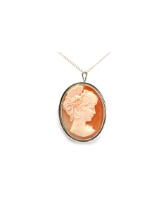 Pendentif Art Déco en argent 800 serti d'un camée