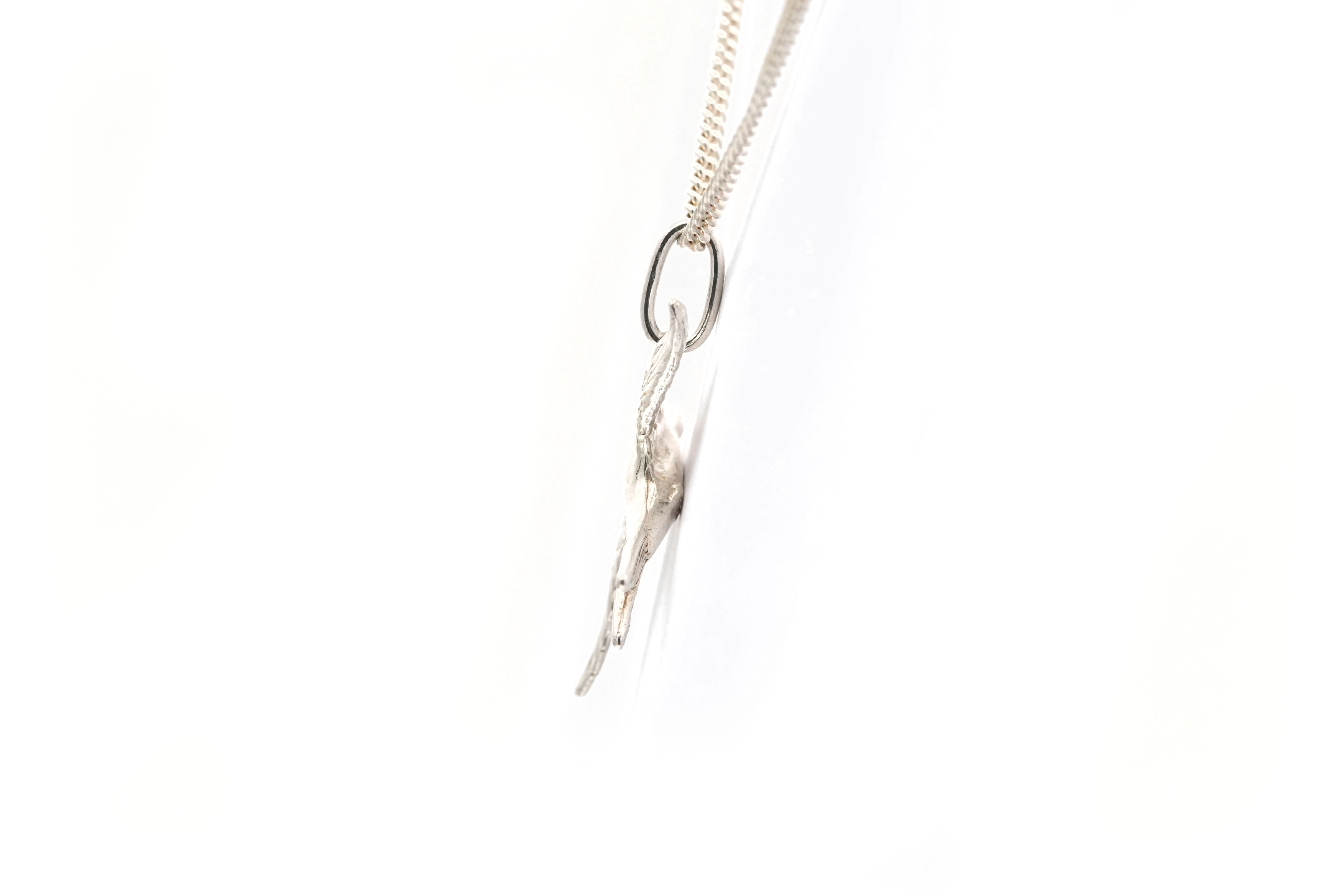 Pendentif contemporain en argent 925