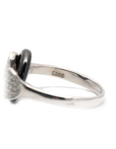 Bague contemporaine en argent 925 sertie de zirconiums et de céramique