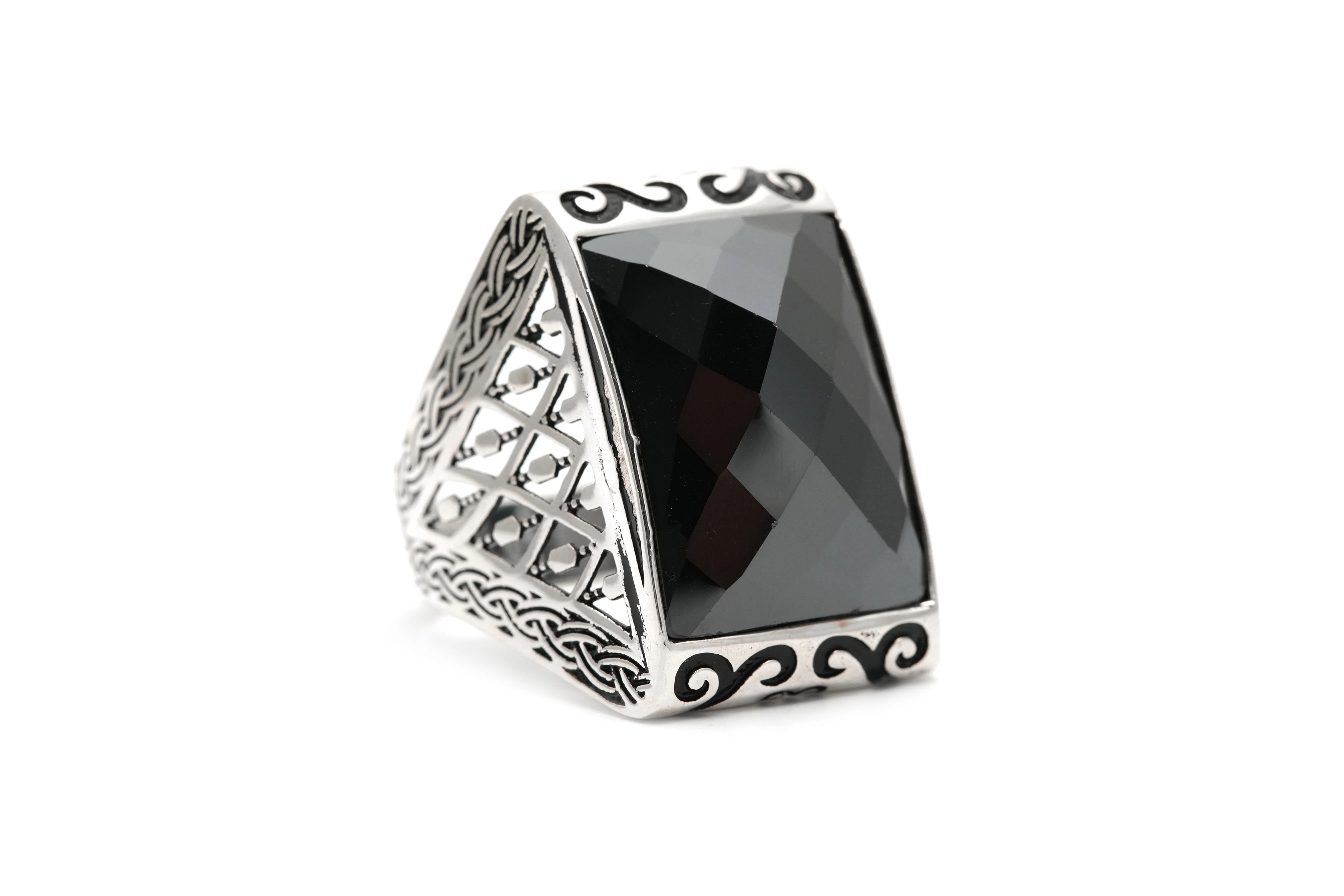 Bague contemporaine en argent 925 sertie d'une céramique