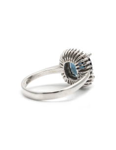 Bague contemporaine en argent 925 sertie de zirconiums