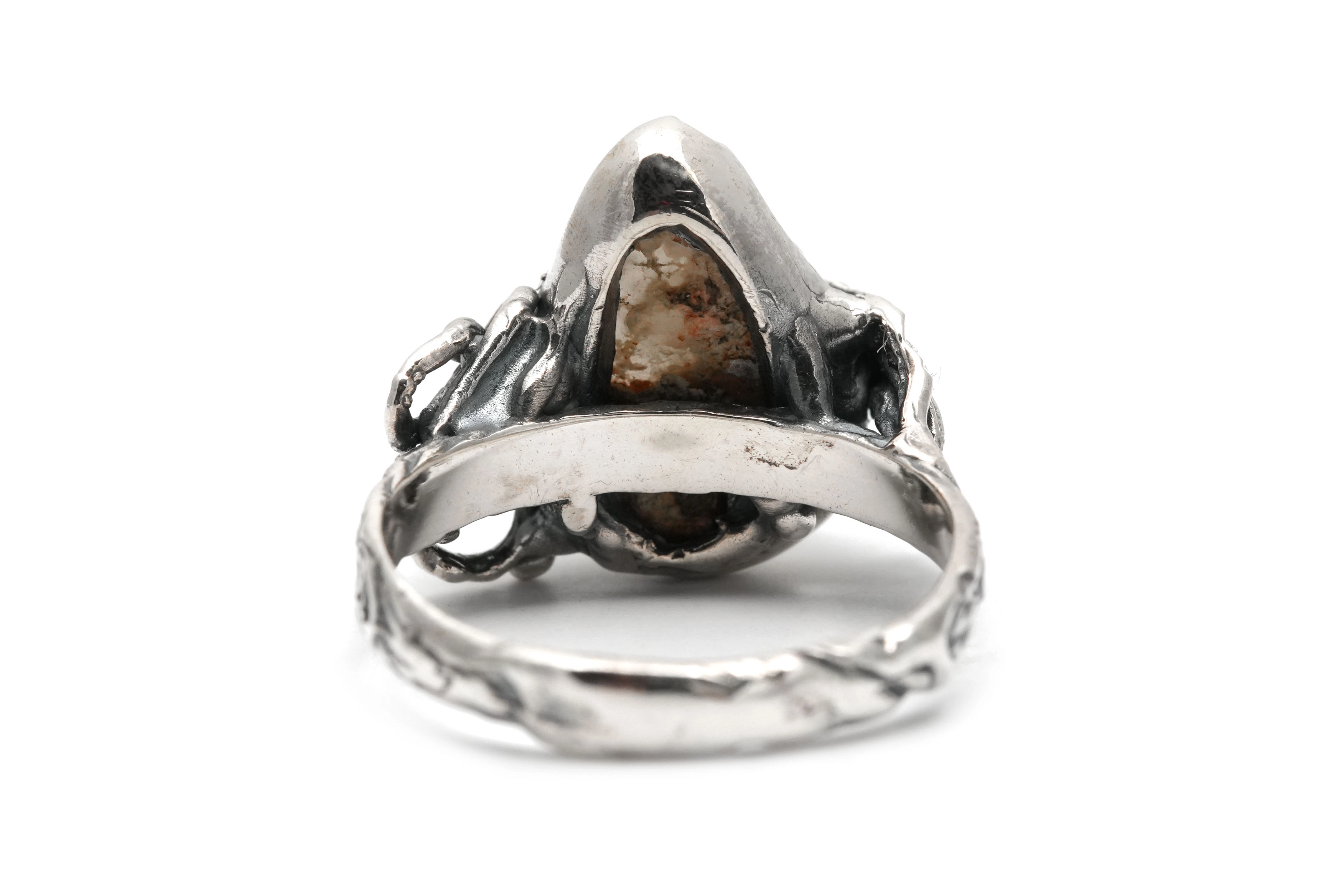 Bague contemporaine en argent 925 sertie d'un quartz