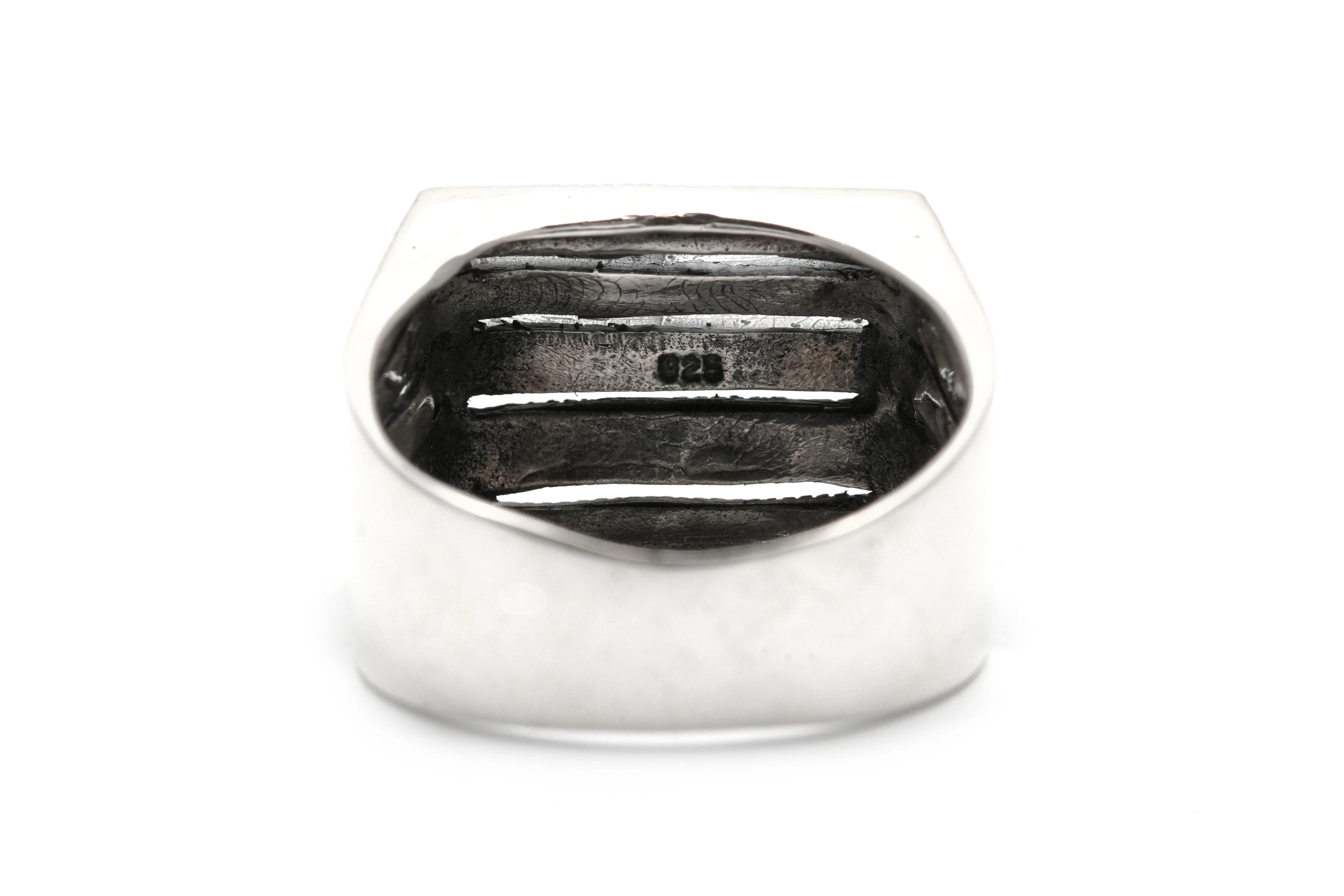 Bague contemporaine en argent 925 sertie de marcassites