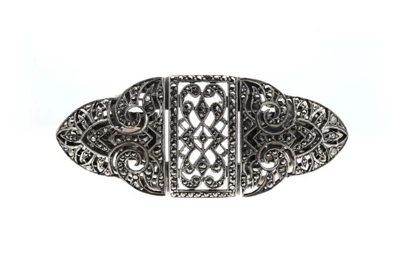 Broche Art Déco en argent sertie de marcassites -  - 2