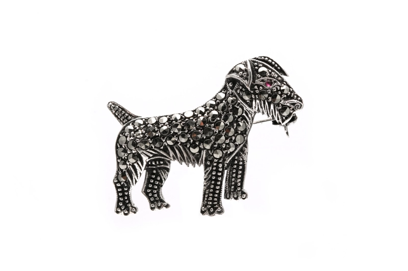 Broche Art Déco en argent sertie de marcassites et d'un rubis -  - 2